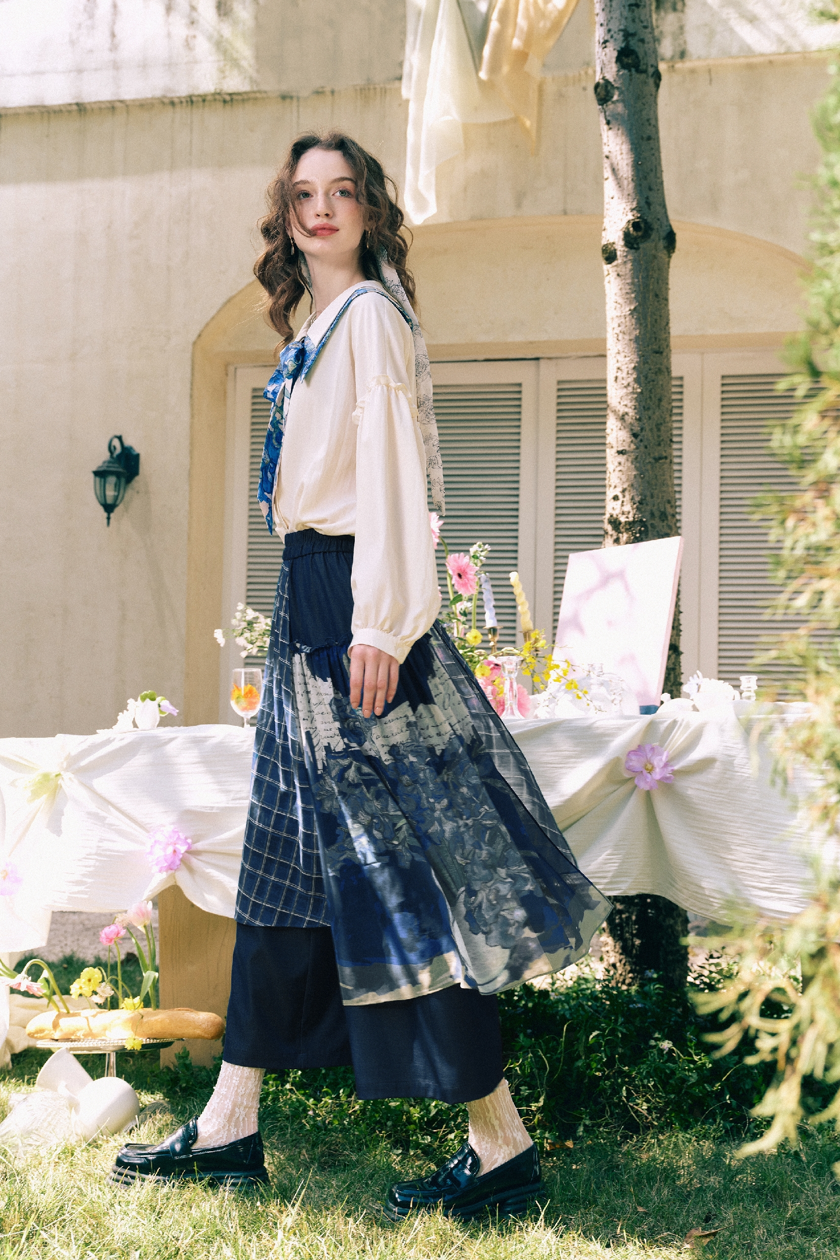 Blue High-Waisted Casual Pants