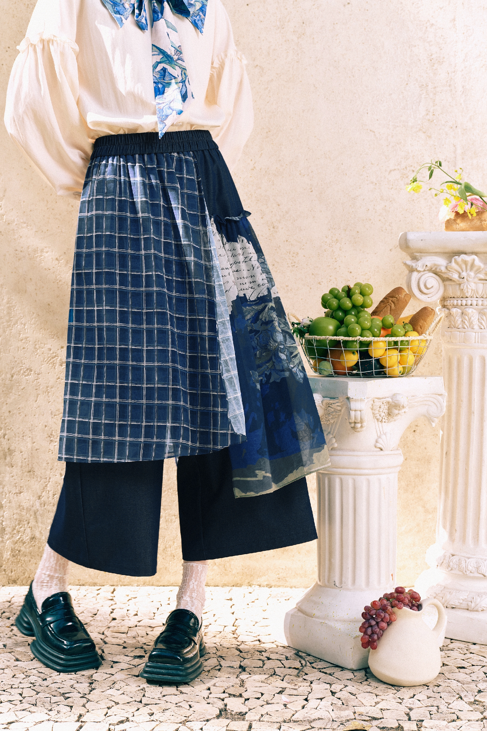 Blue High-Waisted Casual Pants