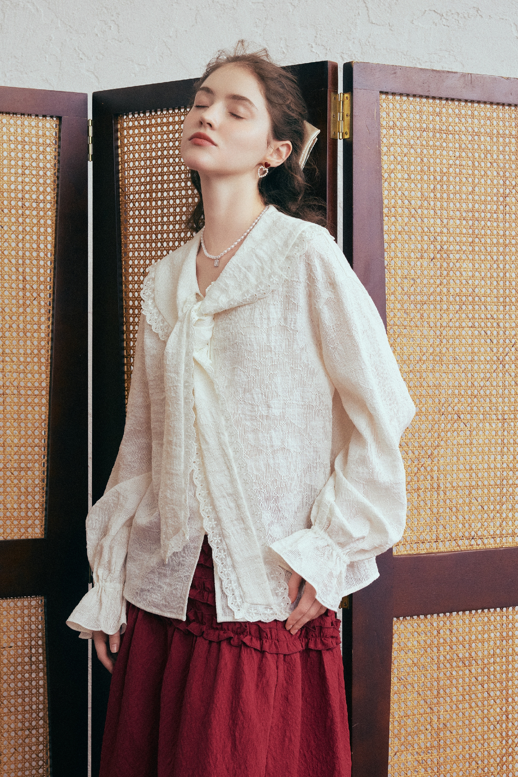 Lace Patchwork Puff-Sleeve Collared Top