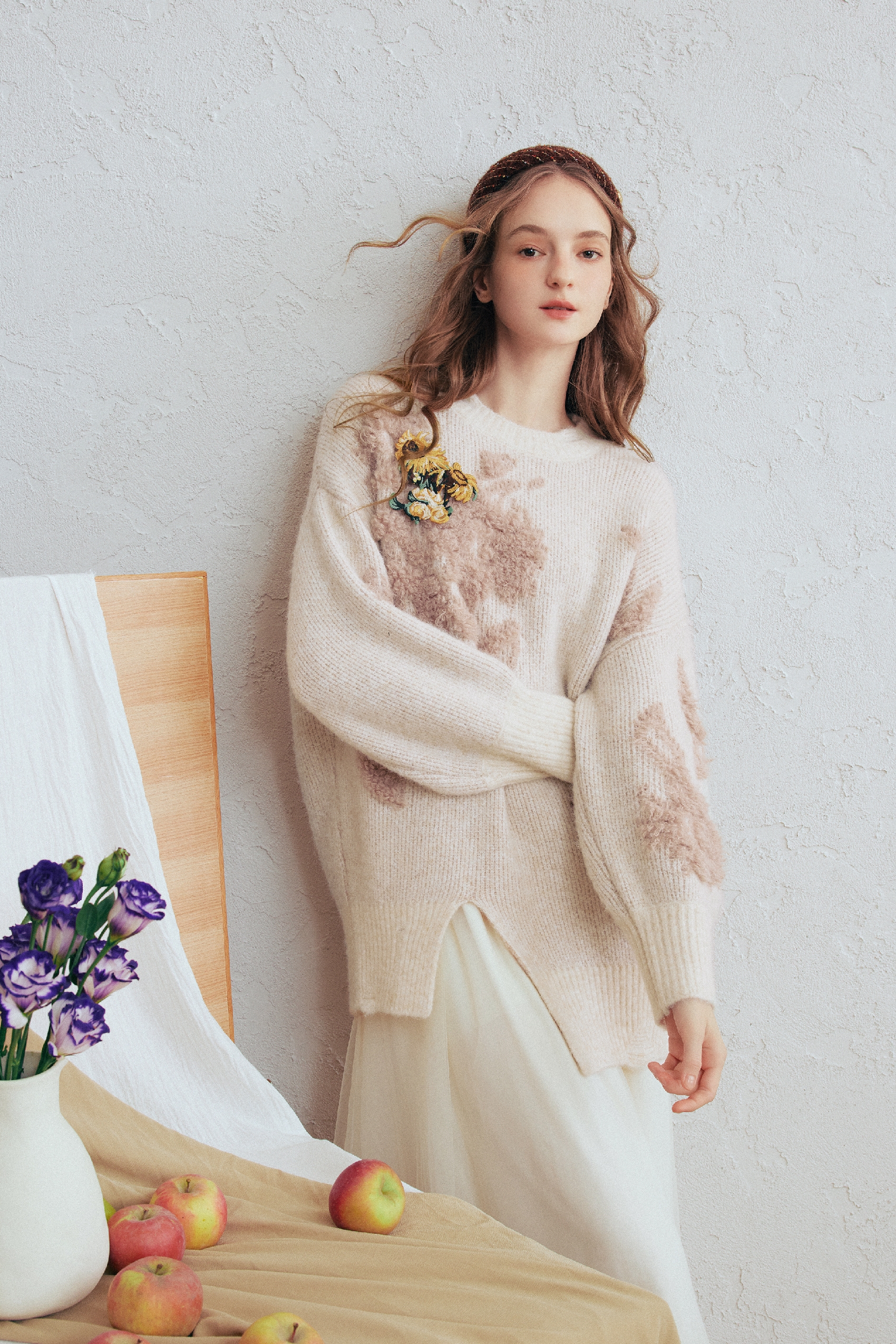 Relaxed-Style Versatile Sweater