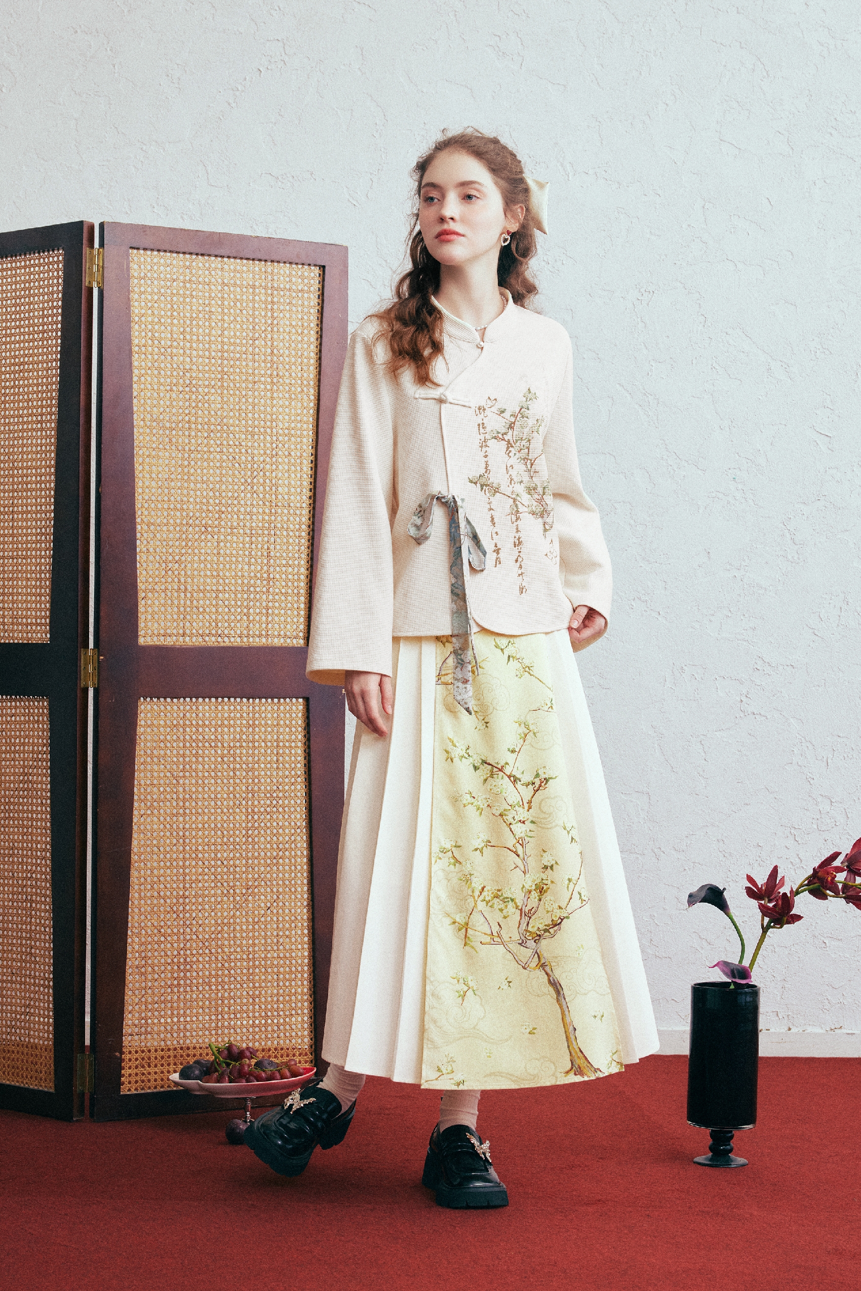 Modern Chinese-Style Frog-Button Cardigan