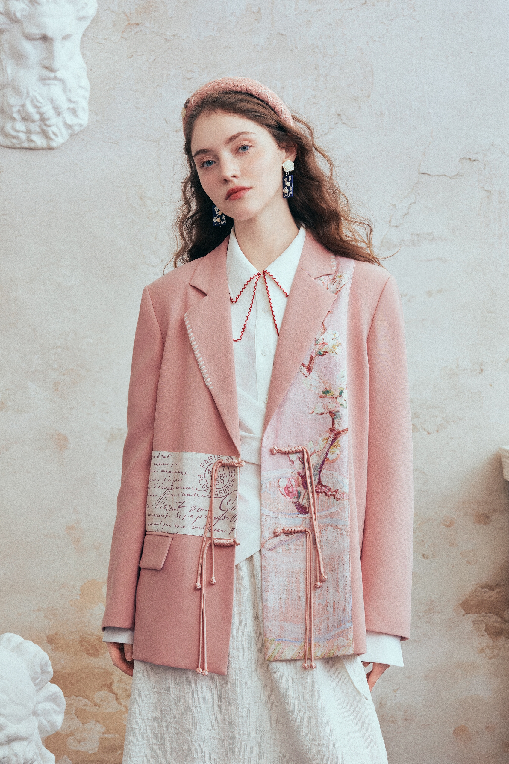 Modern Chinese-Style Frog-Button Blazer