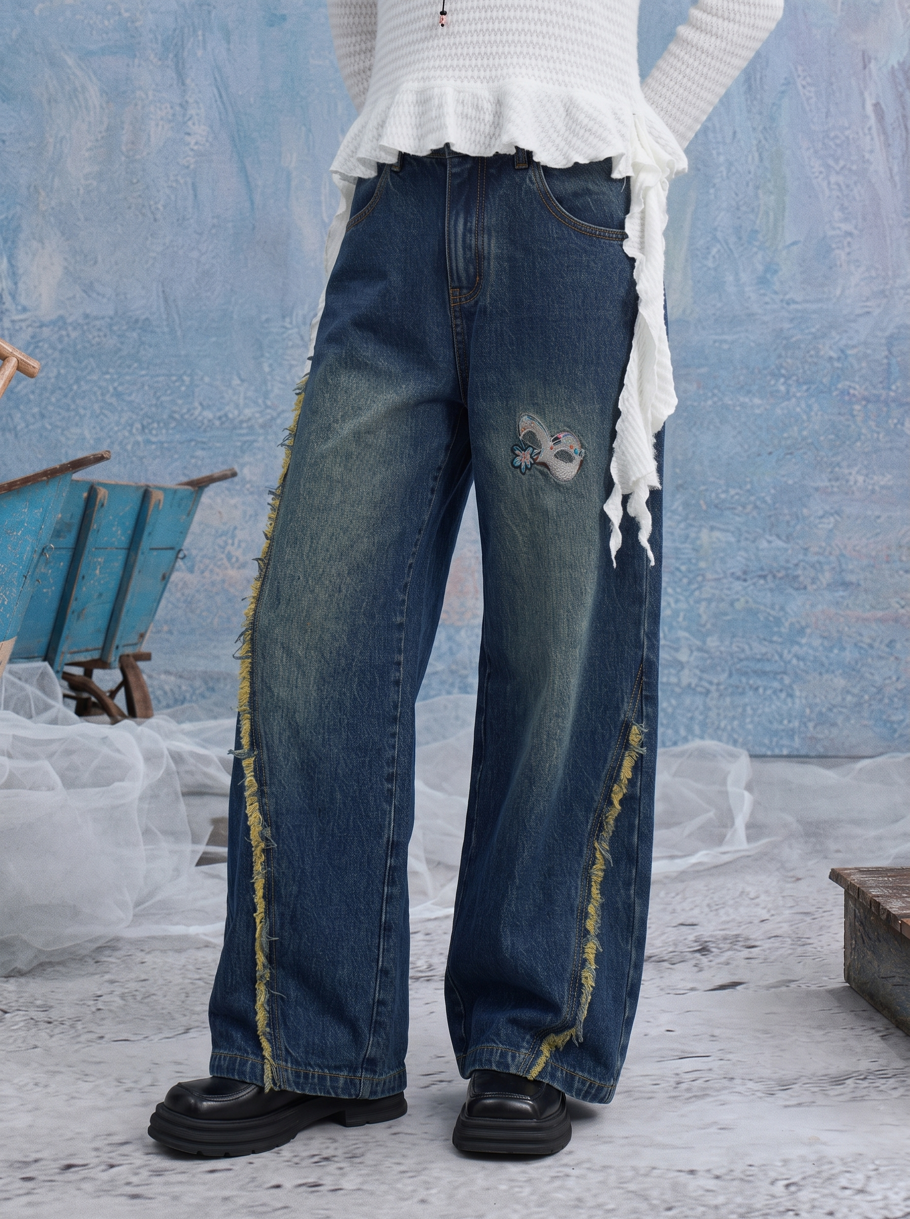 Casual Distressed Wide-Leg Jeans