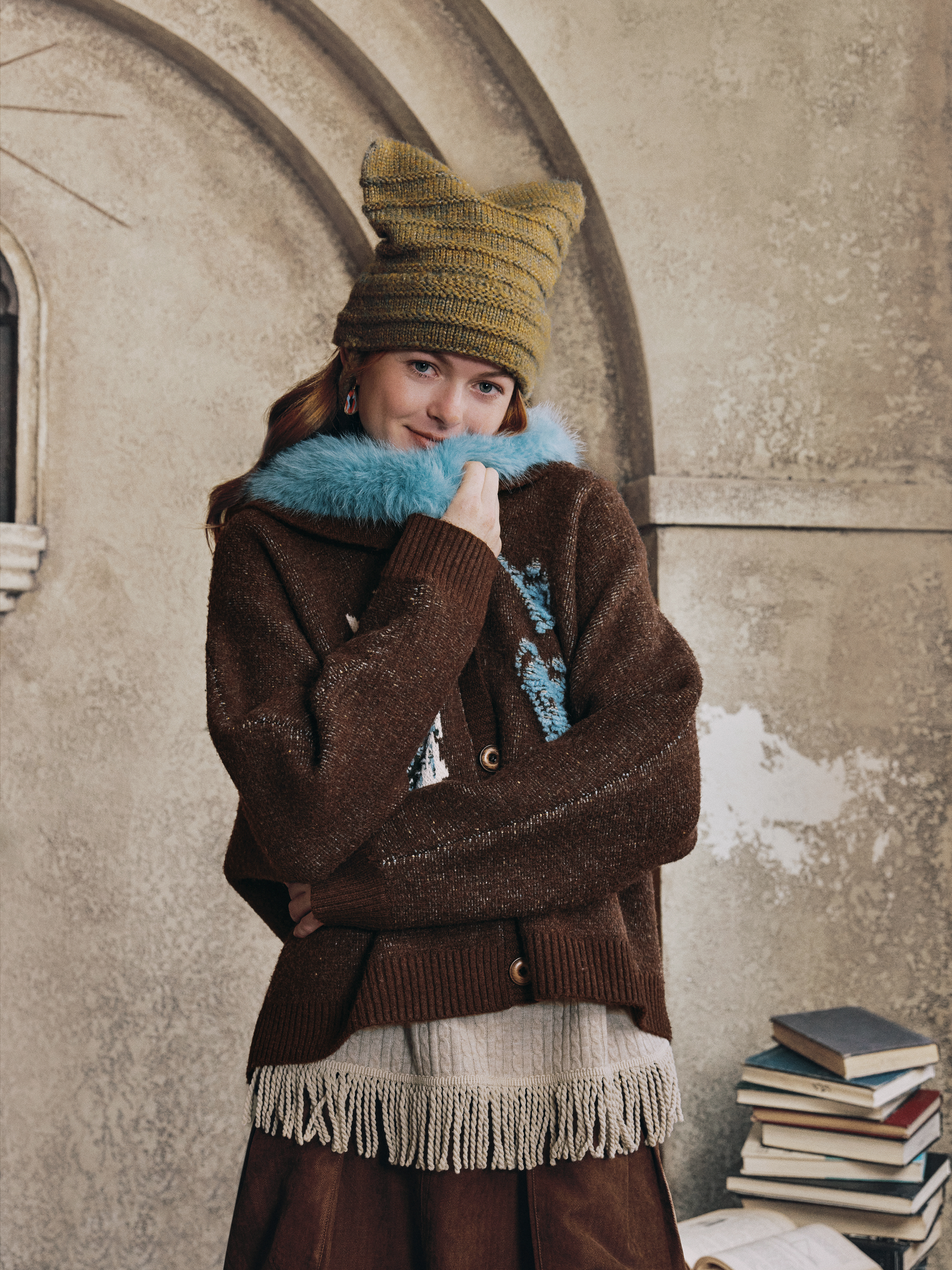 Vintage Contrast-Collar Sweater