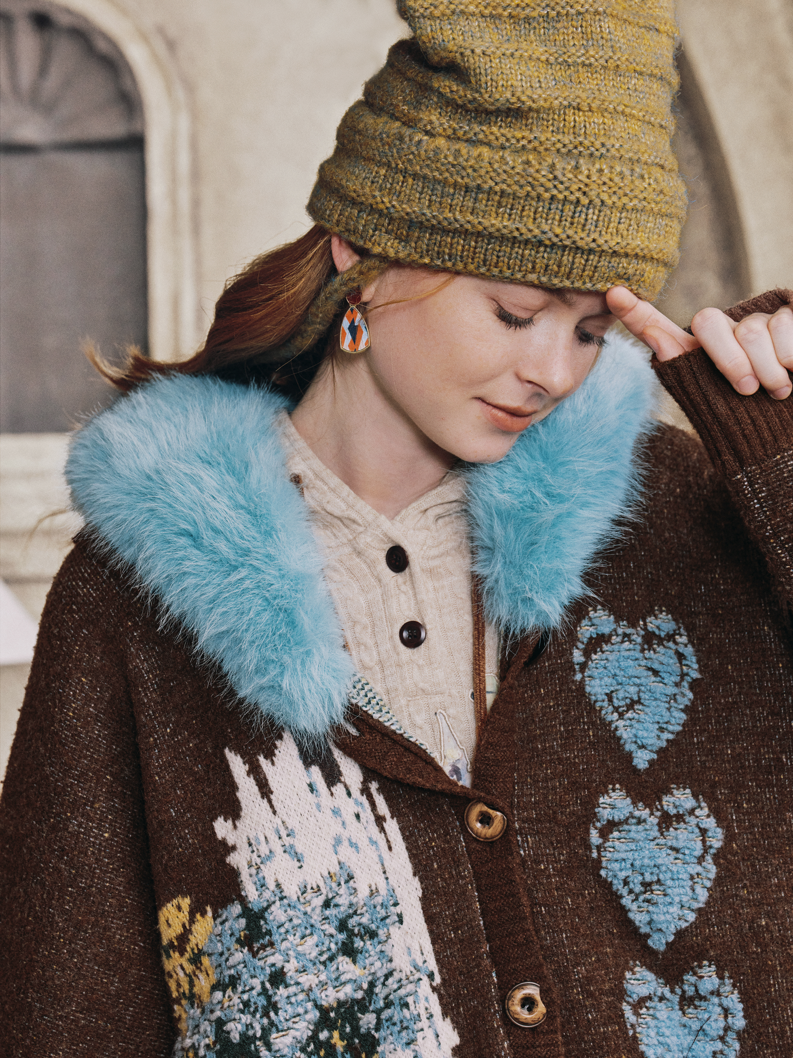 Vintage Contrast-Collar Sweater