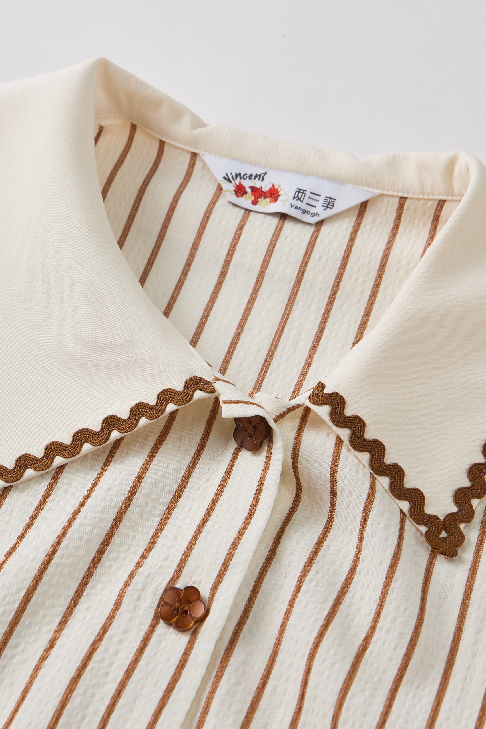 V‑neck Hollow‑out Long‑sleeve Shirt-LYONSENS