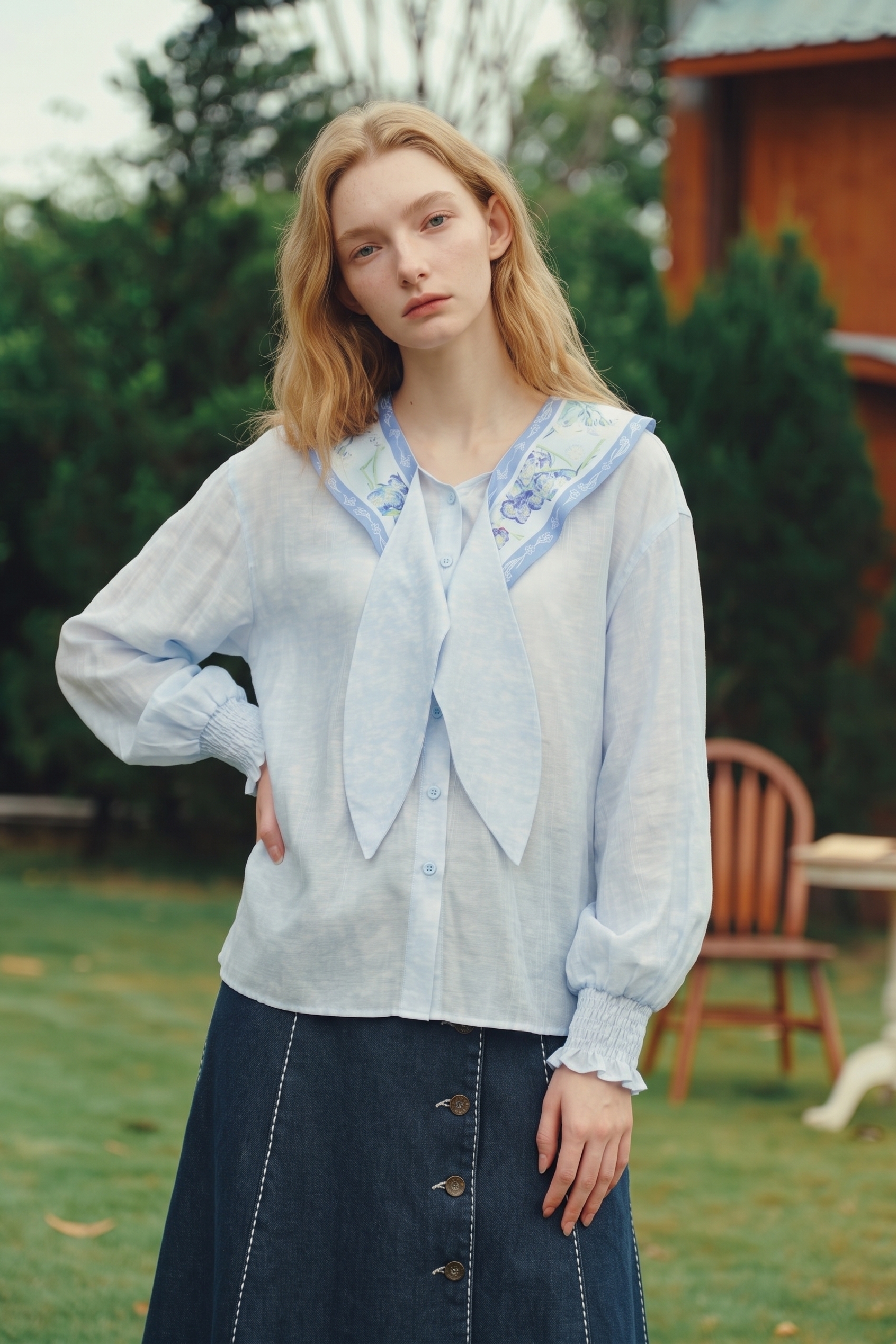 Long‑sleeve Shirt with Scarf Bow Decoration-LYONSENS