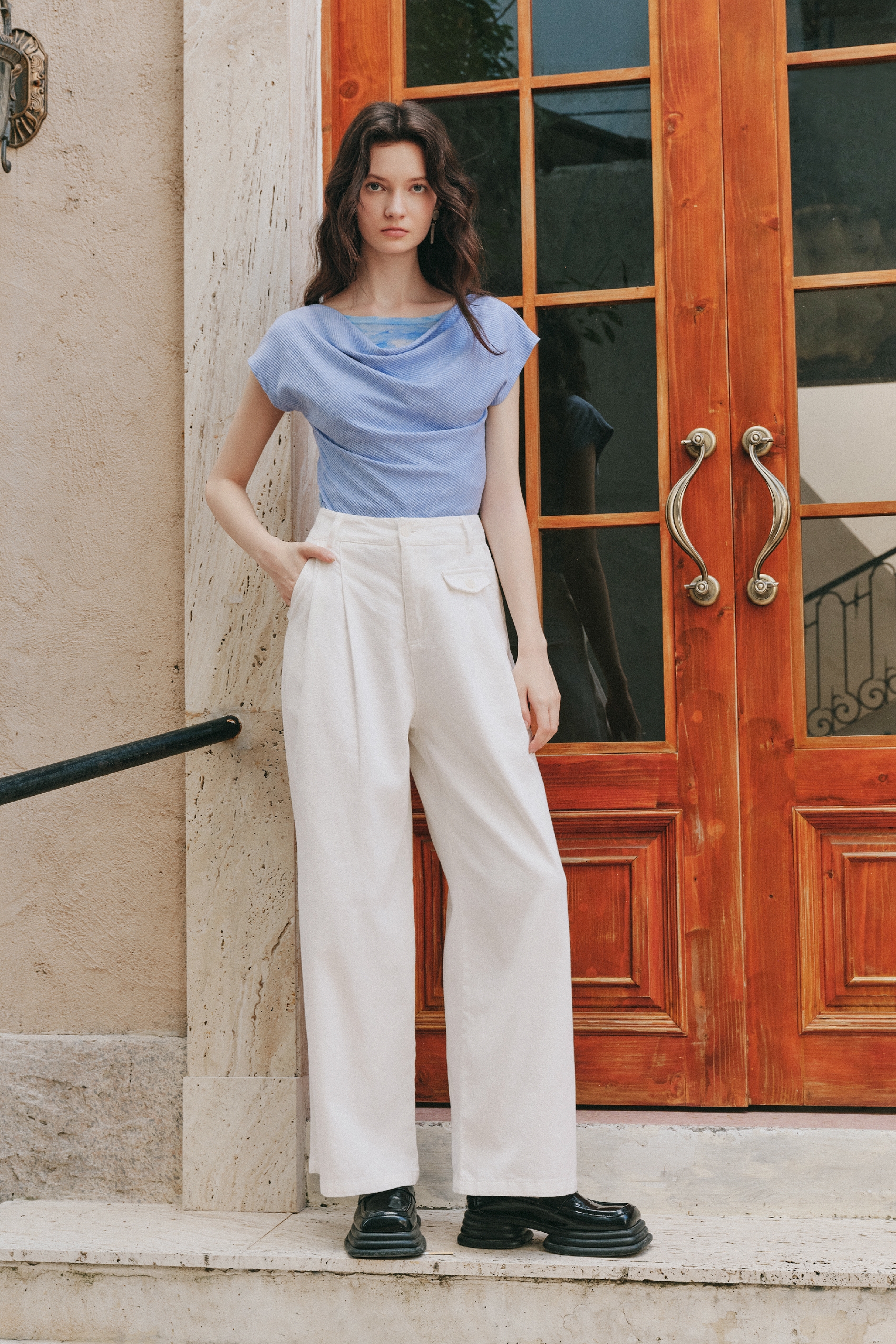 High Waist Jeans With Pockets