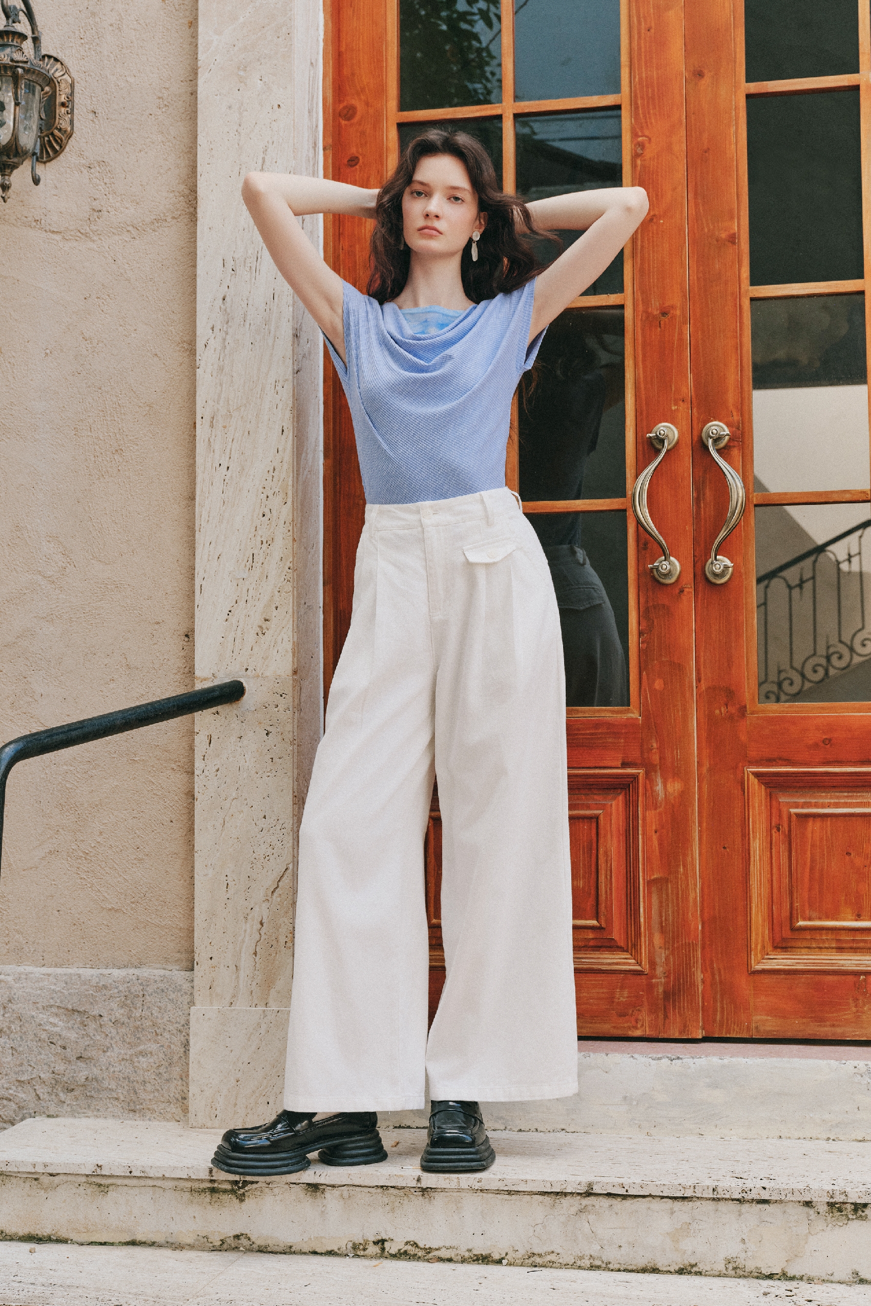 High Waist Jeans With Pockets
