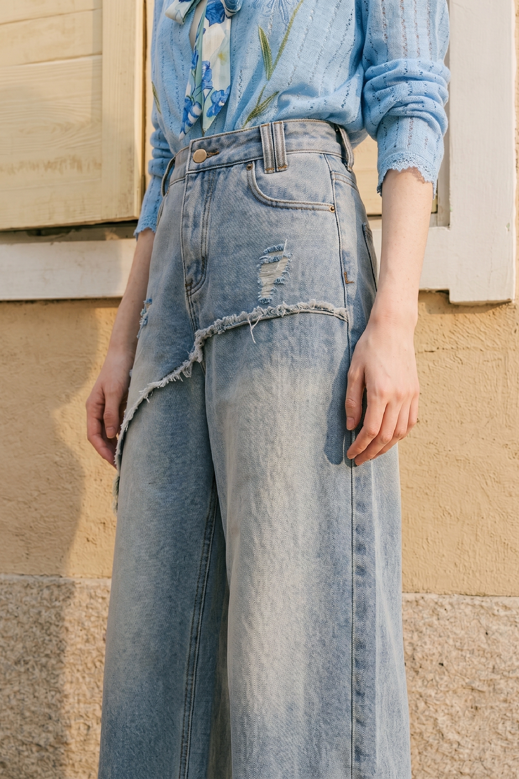 Gradient Wash High Waist Jeans-LYONSENS