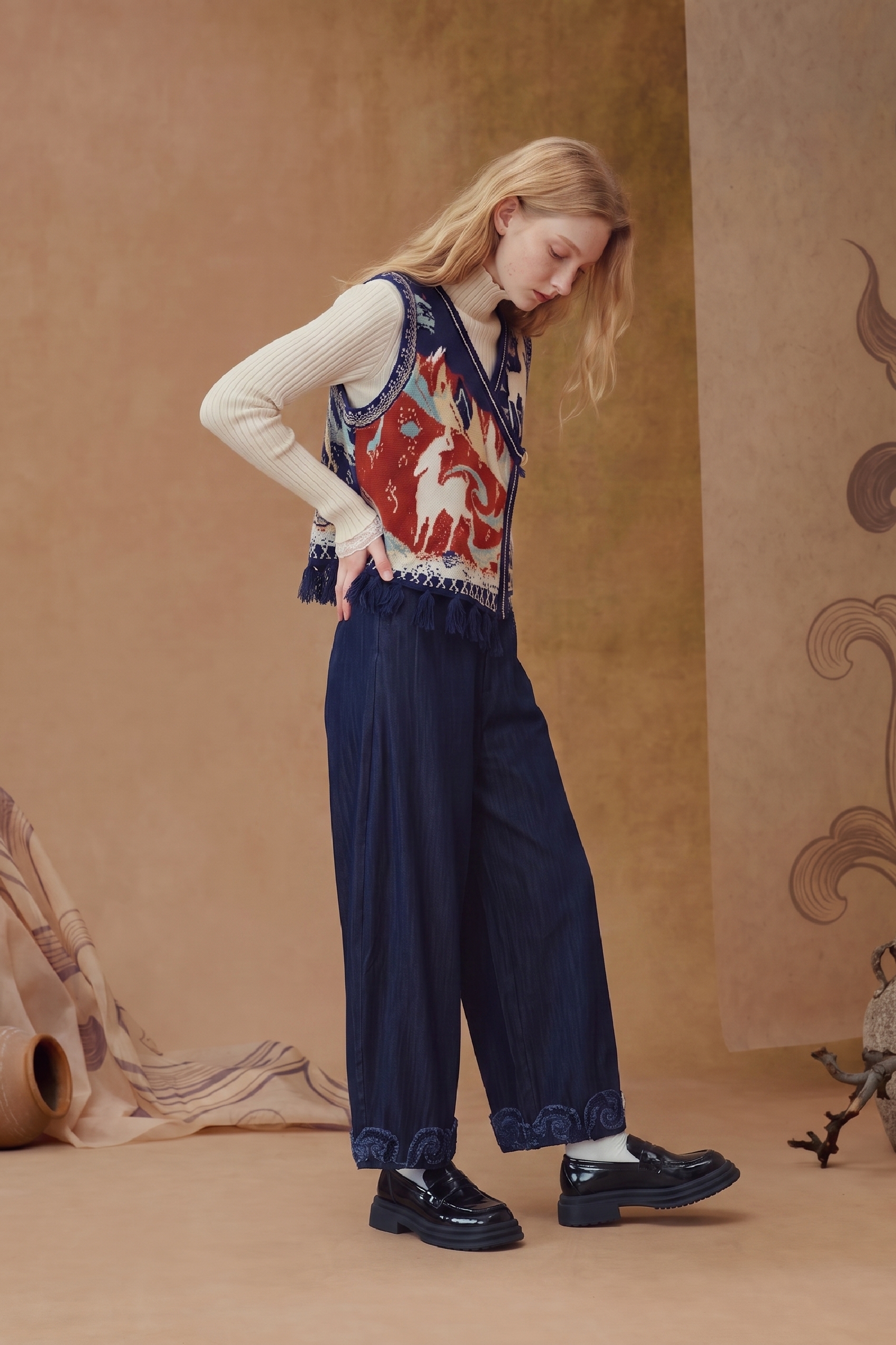 Navy Embroidered Wide-Leg Pants with Tie Waist-LYONSENS