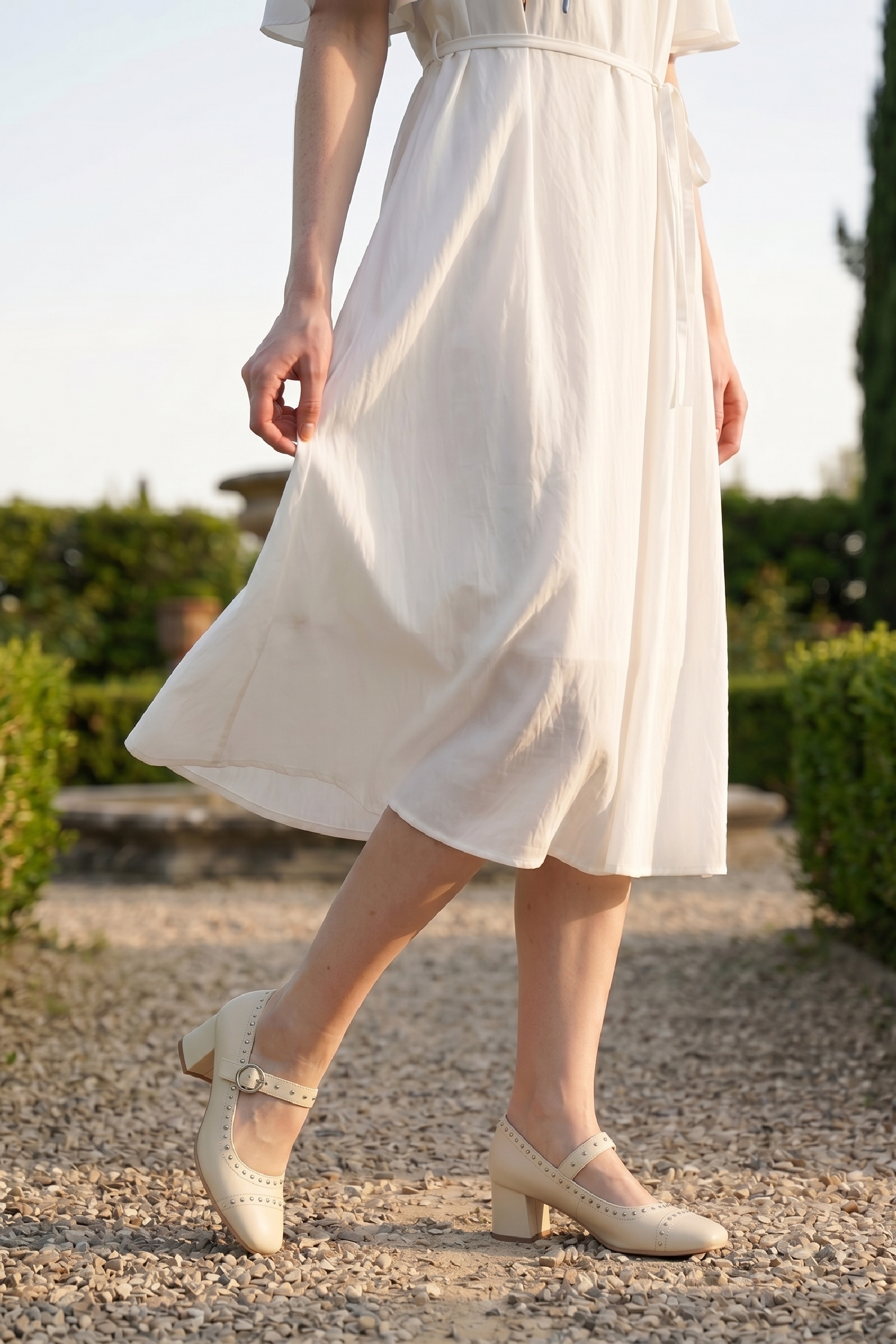 Puff Sleeve Waist Cinched Midi Dress
