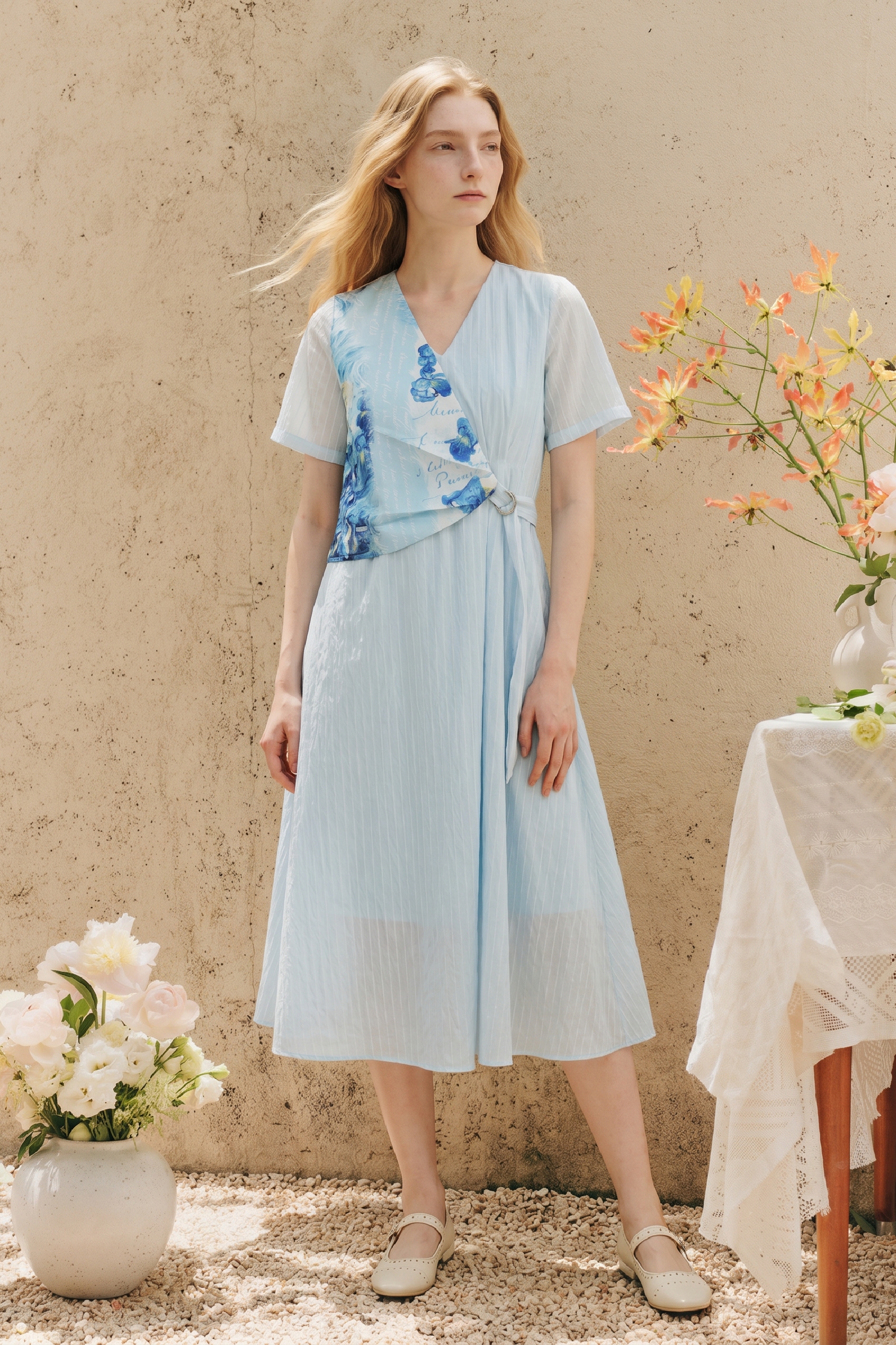 Short Sleeve Knee-Length Midi Dress
