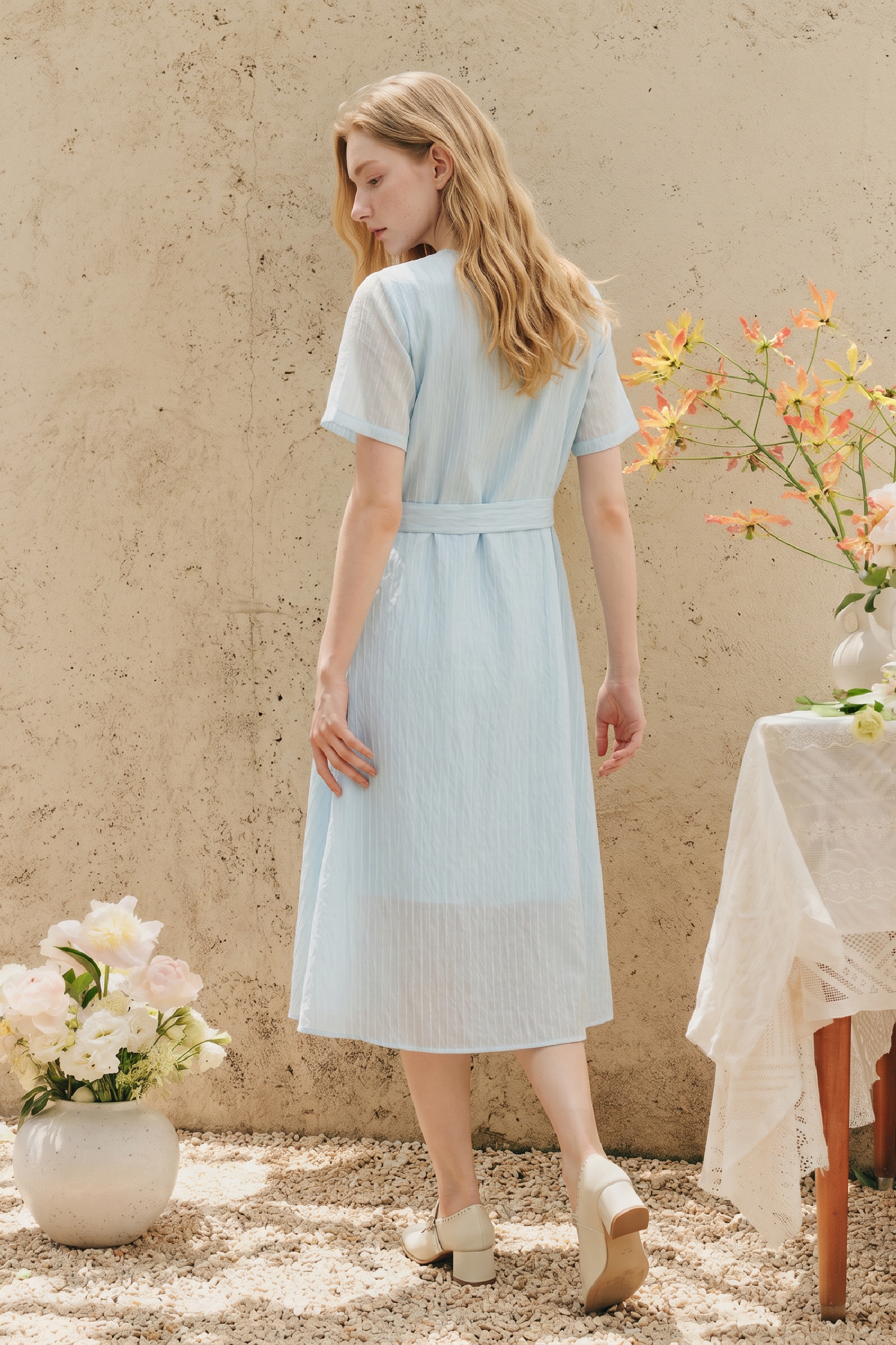Short Sleeve Knee-Length Midi Dress