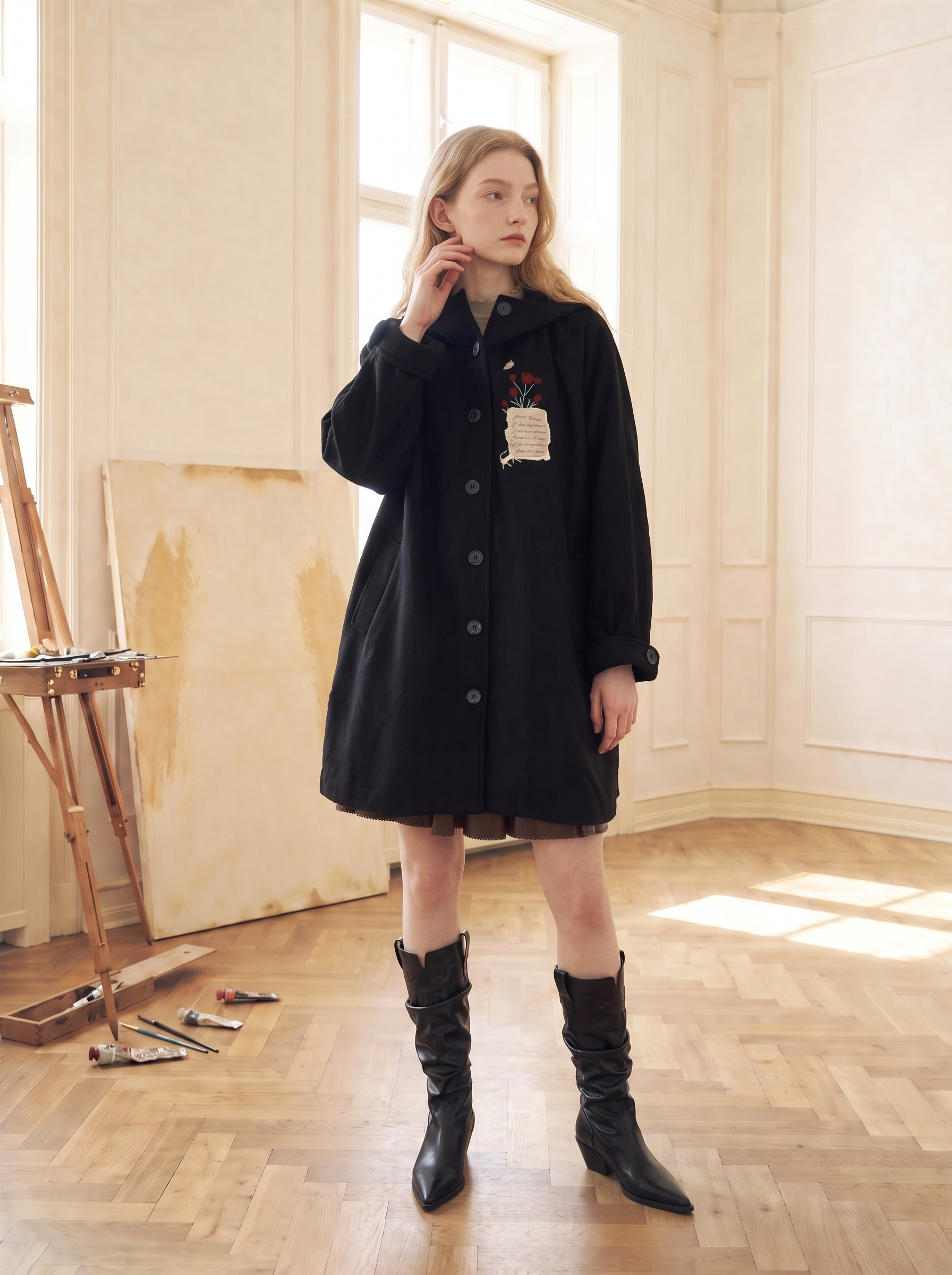 Black Appliqued Turn-Down Collar Cropped Wool-Blend Coat