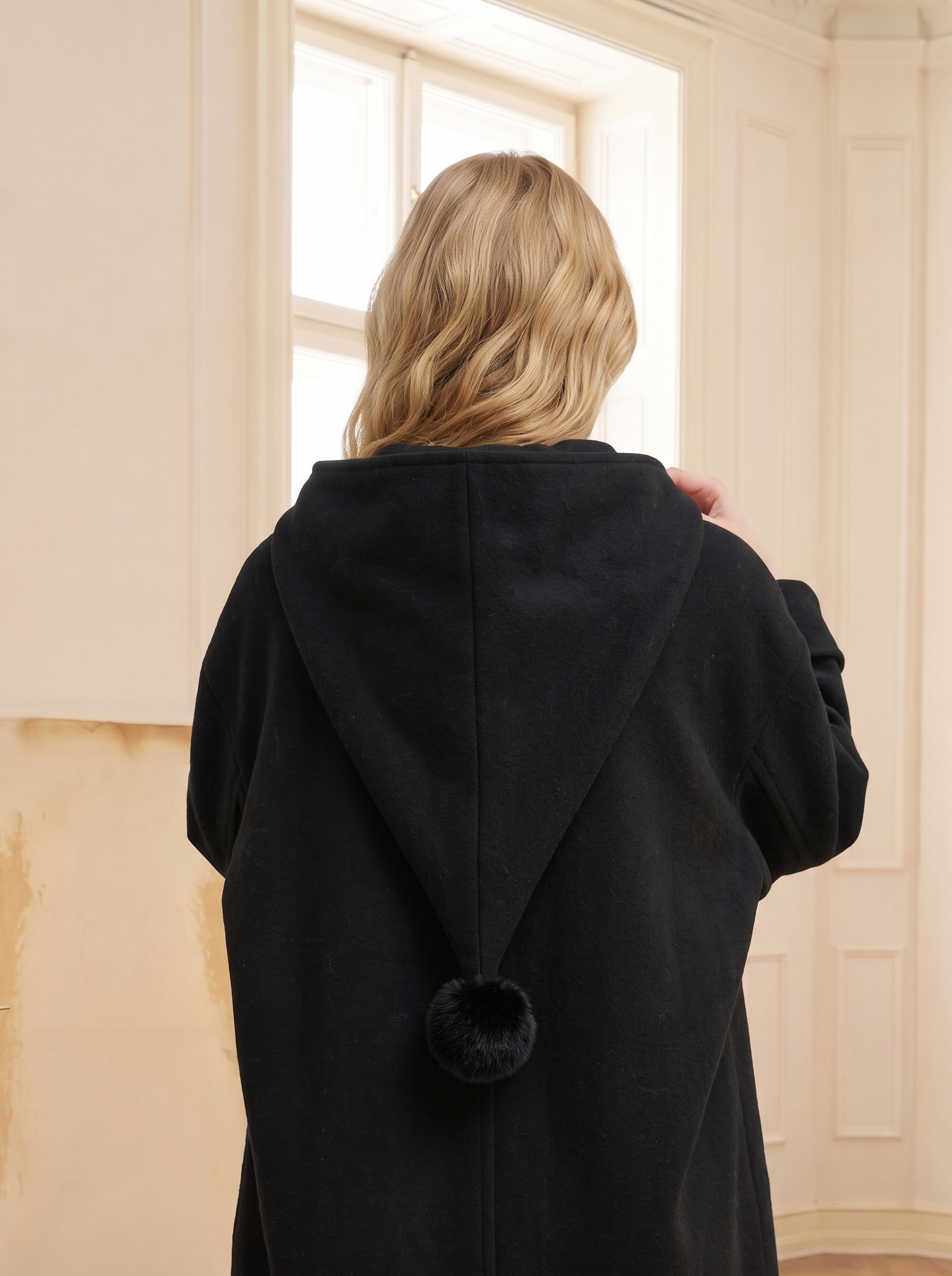 Black Appliqued Turn-Down Collar Cropped Wool-Blend Coat