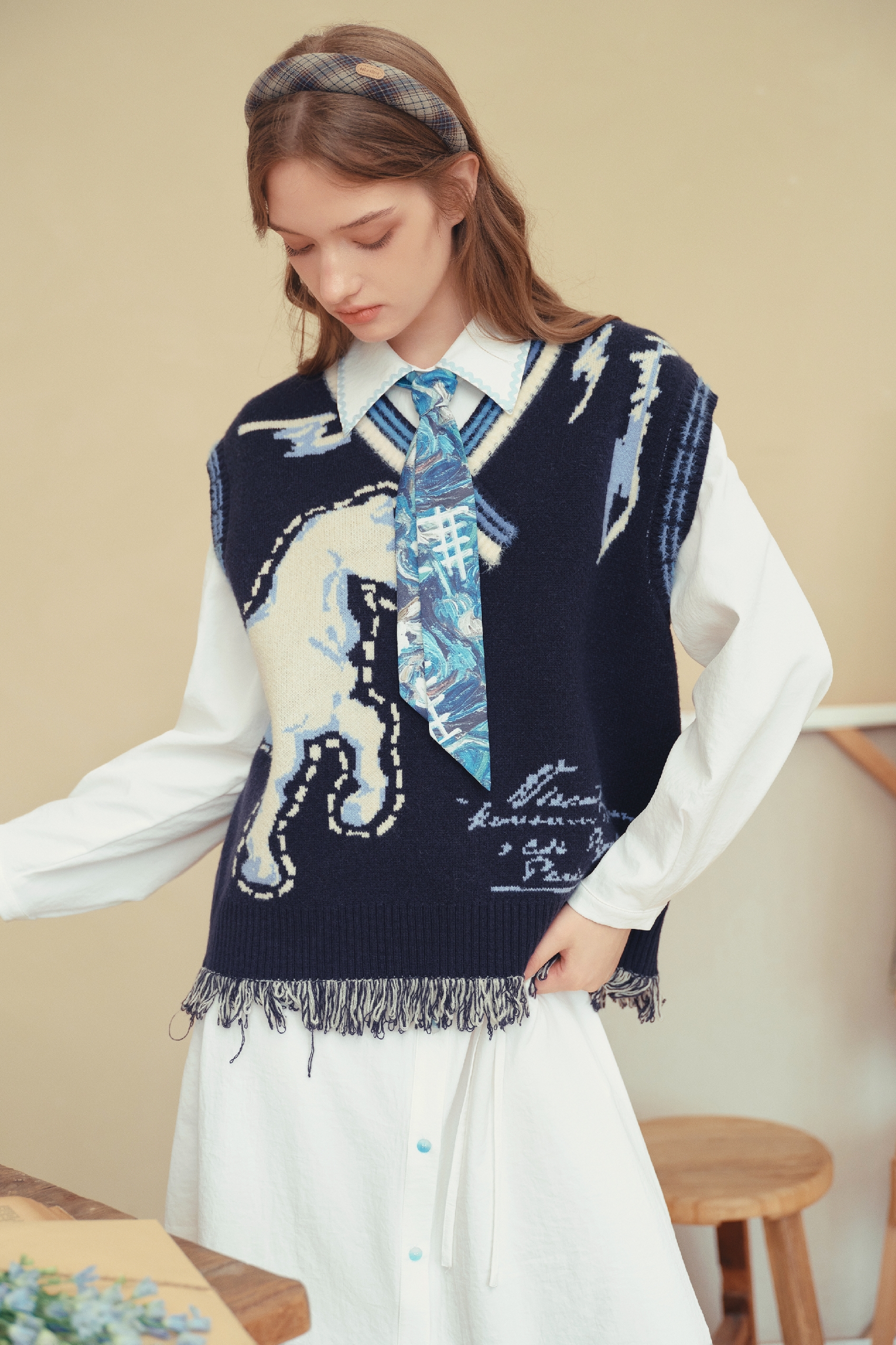 Art‑pattern Sleeveless Sweater-LYONSENS