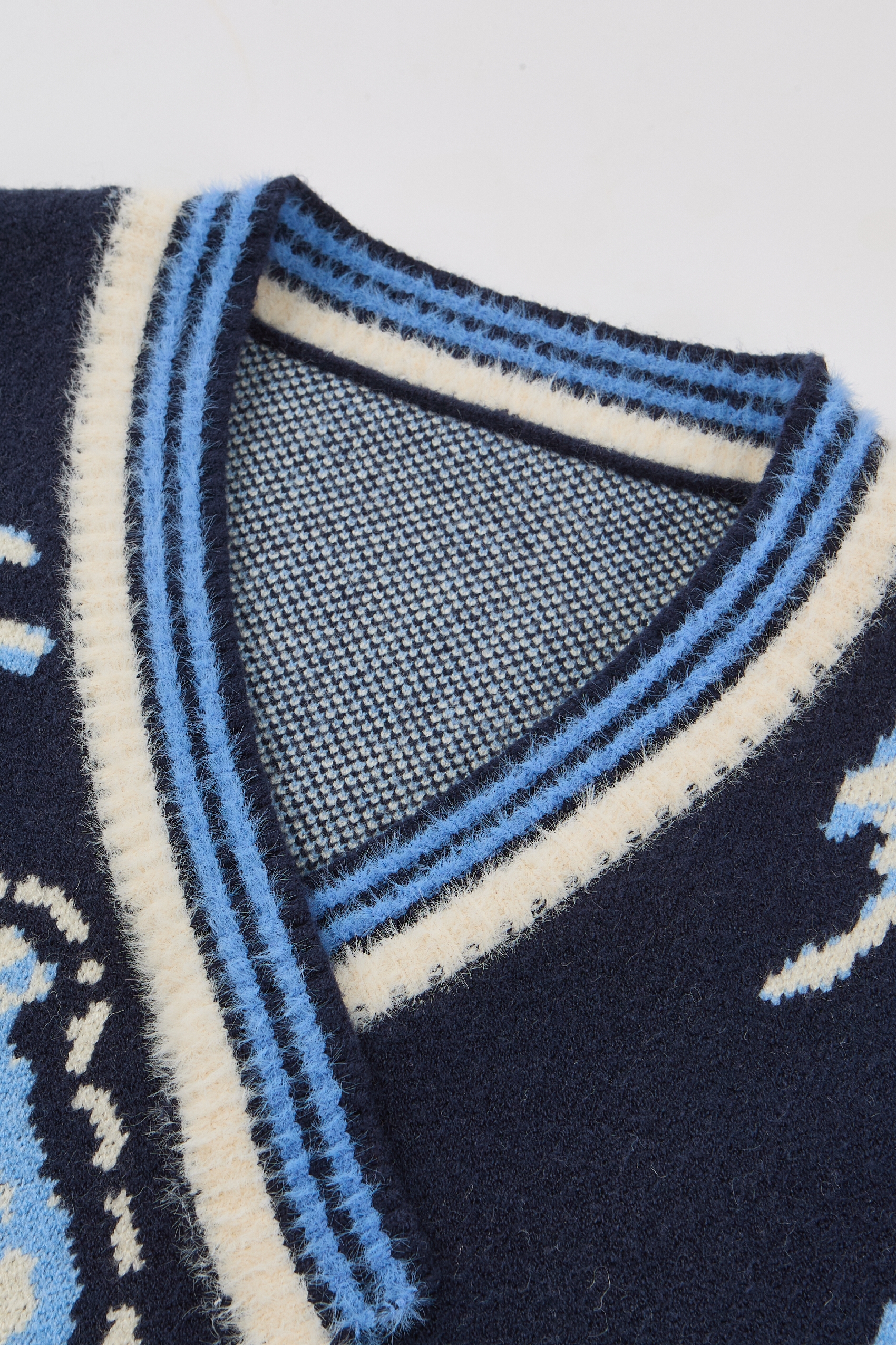 Art‑pattern Sleeveless Sweater-LYONSENS