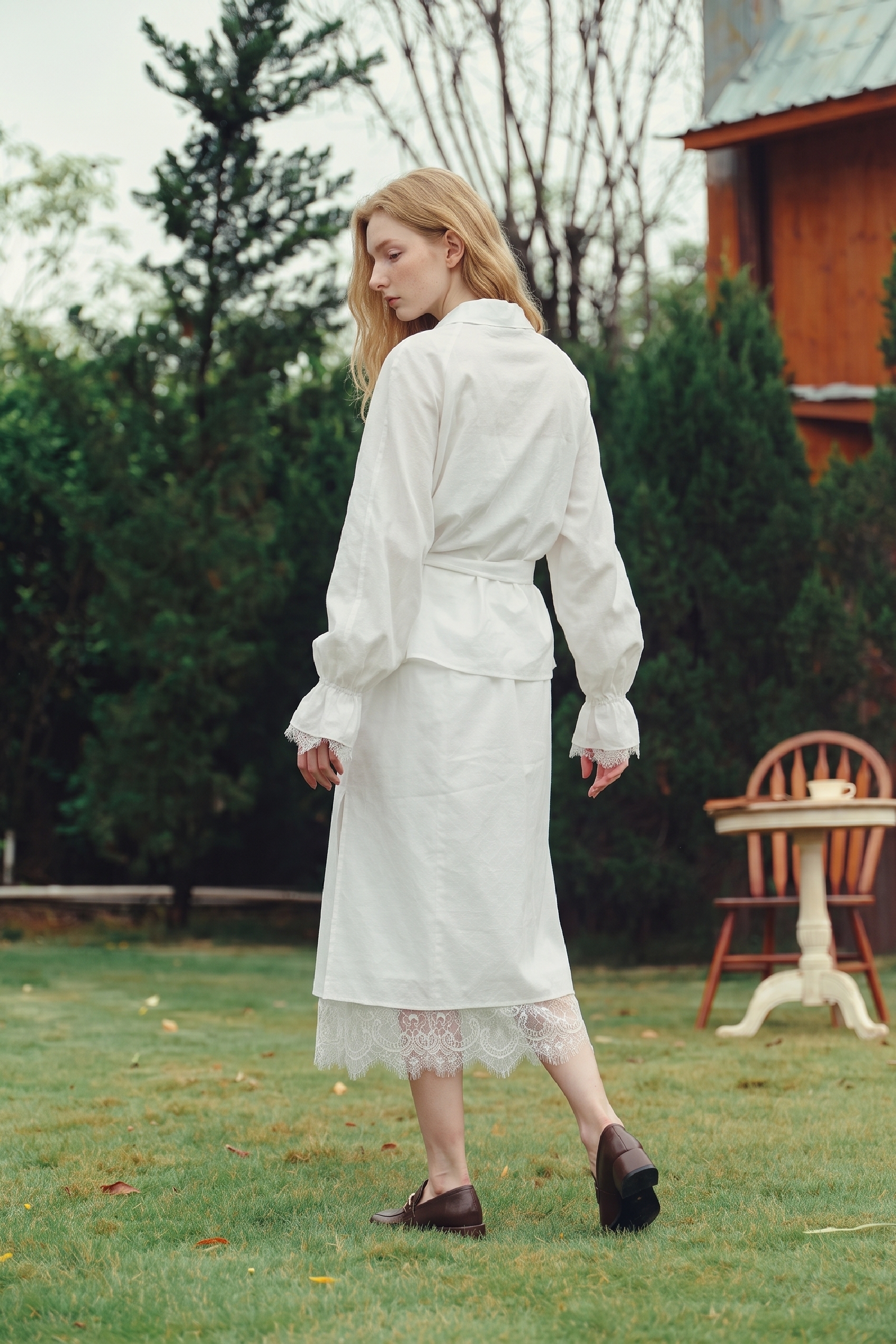White Lace Skirt-LYONSENS