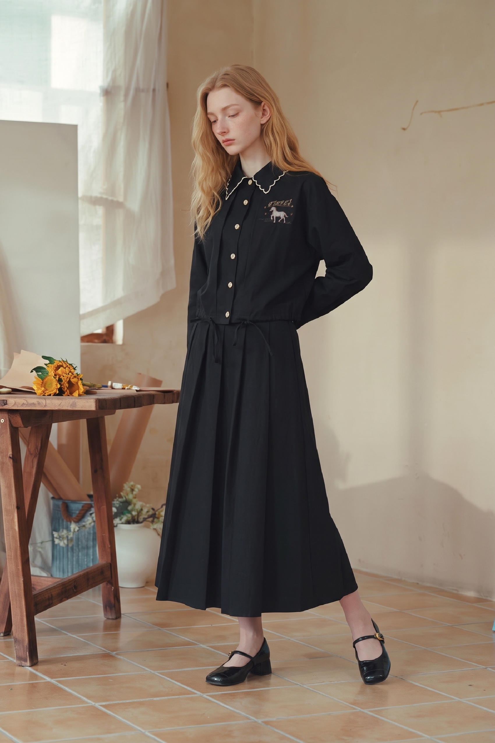 Two-Piece Set With Pleated Skirt-LYONSENS