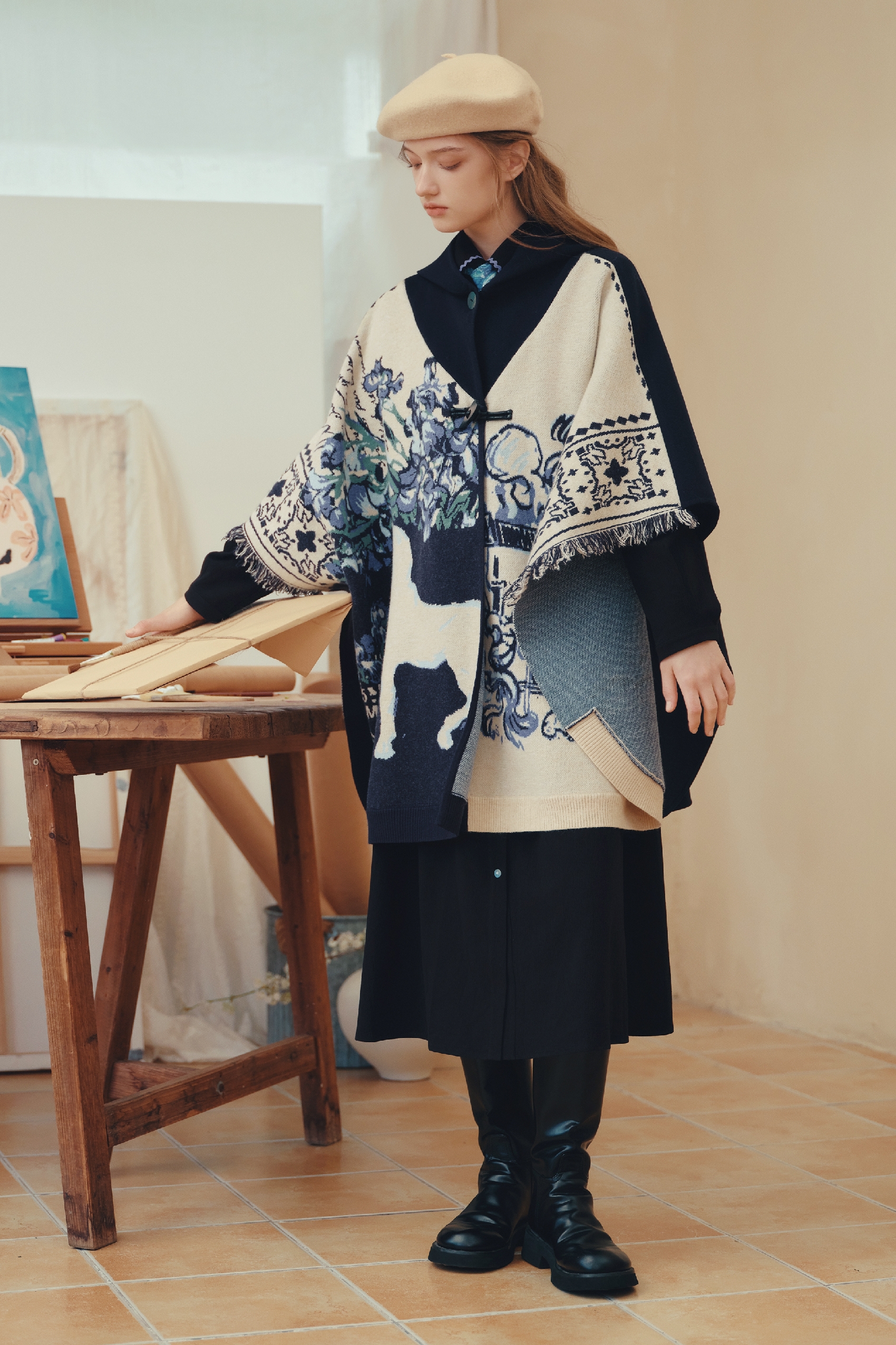 Printed Cape Coat-LYONSENS