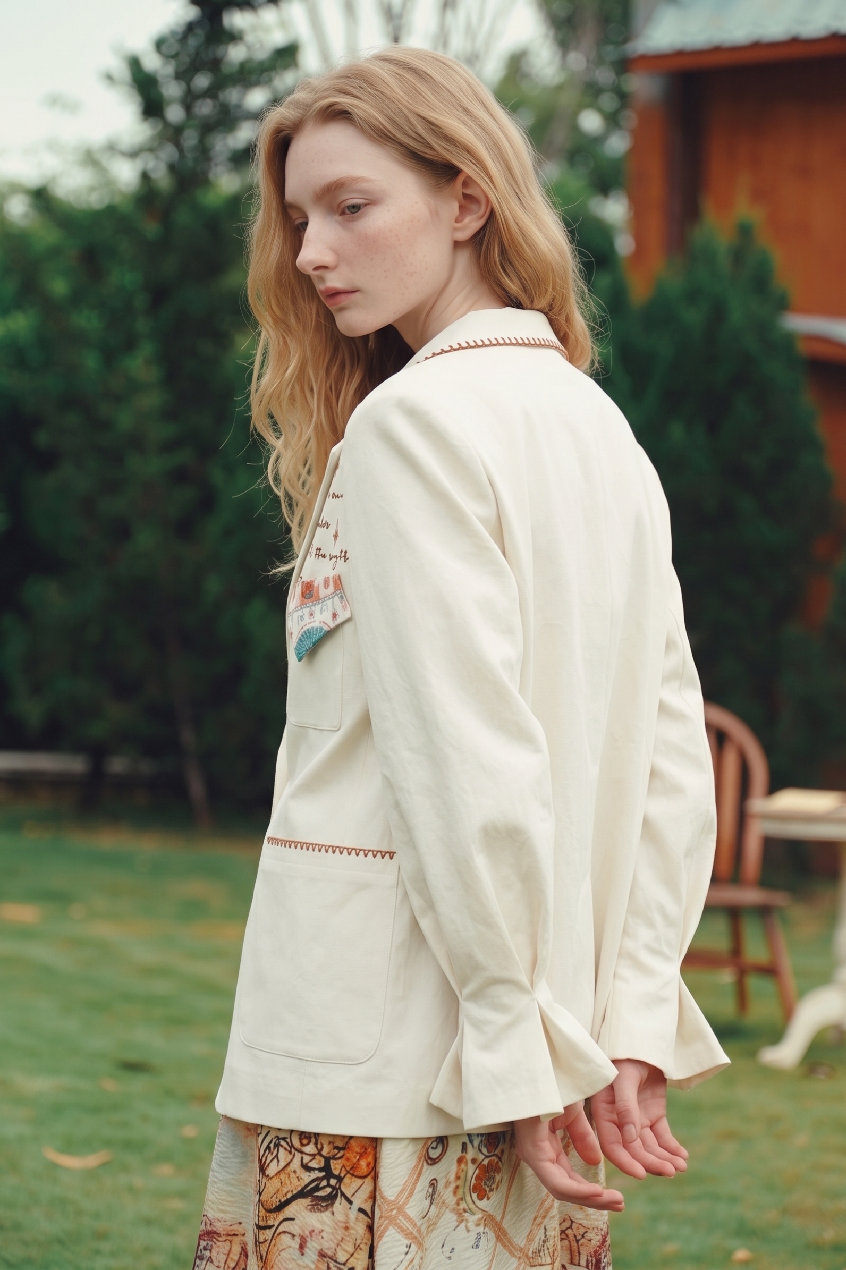 White Casual Blazer-LYONSENS