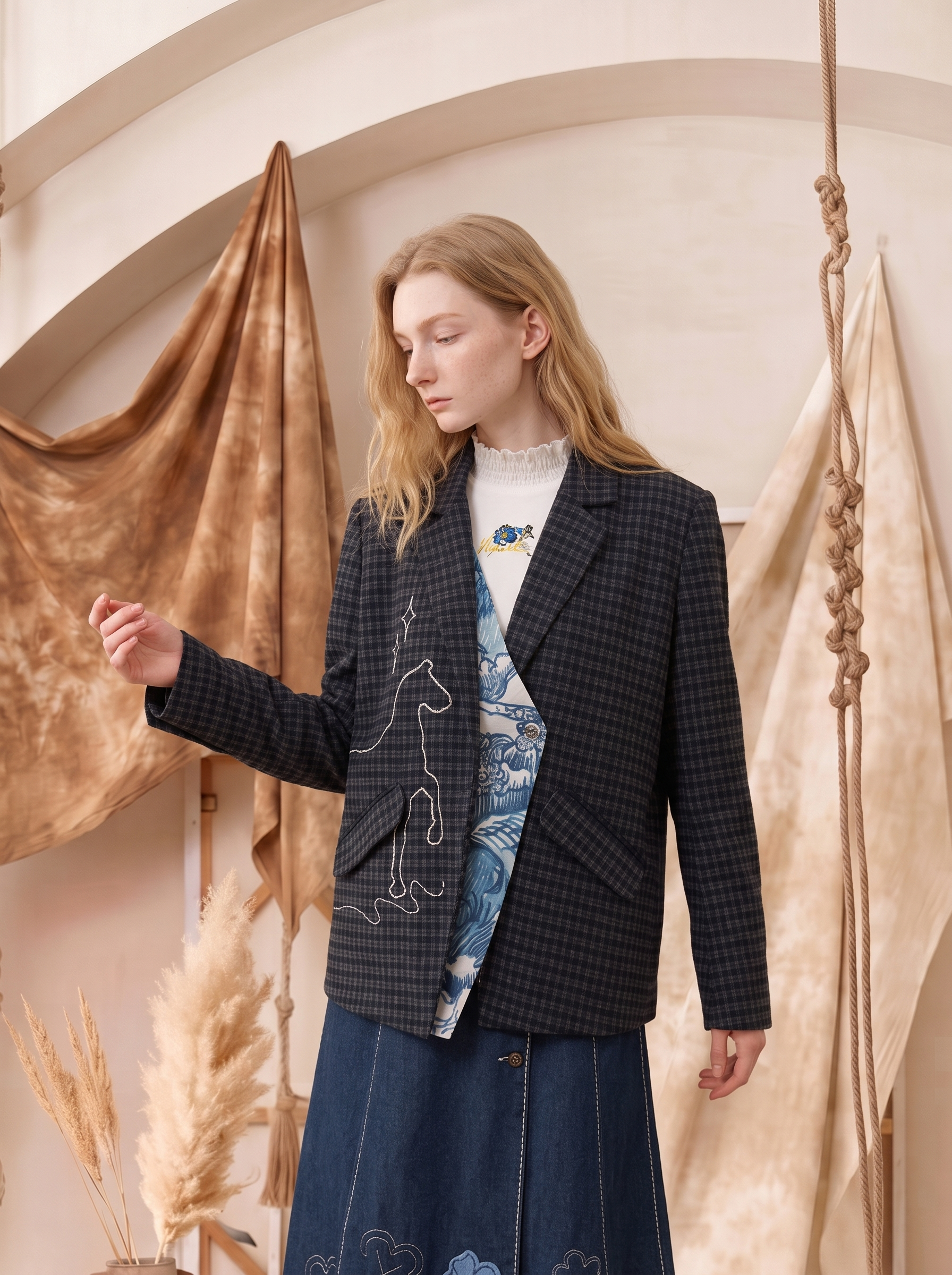 Textured Print Turn-Down Collar Cropped Suit Jacket