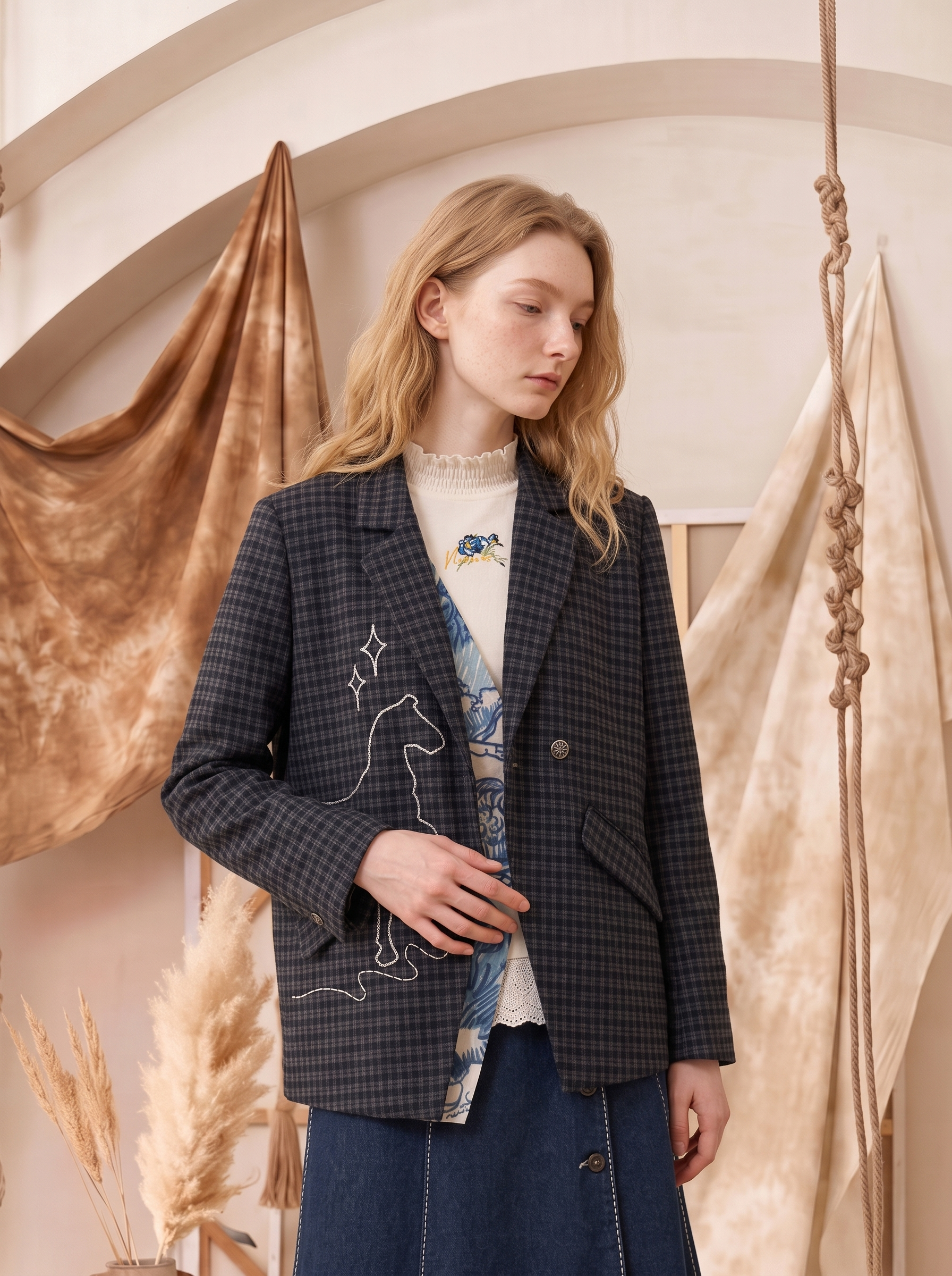 Textured Print Turn-Down Collar Cropped Suit Jacket