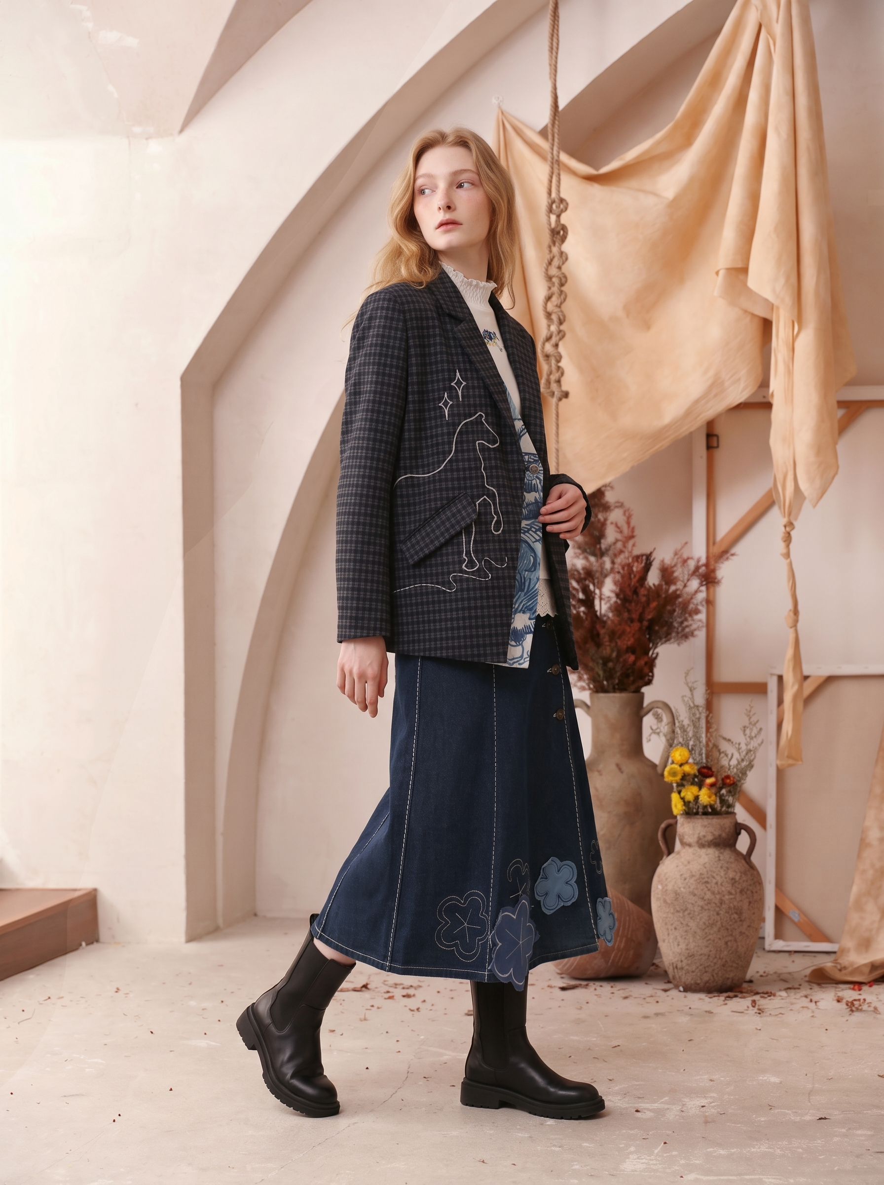 Textured Print Turn-Down Collar Cropped Suit Jacket