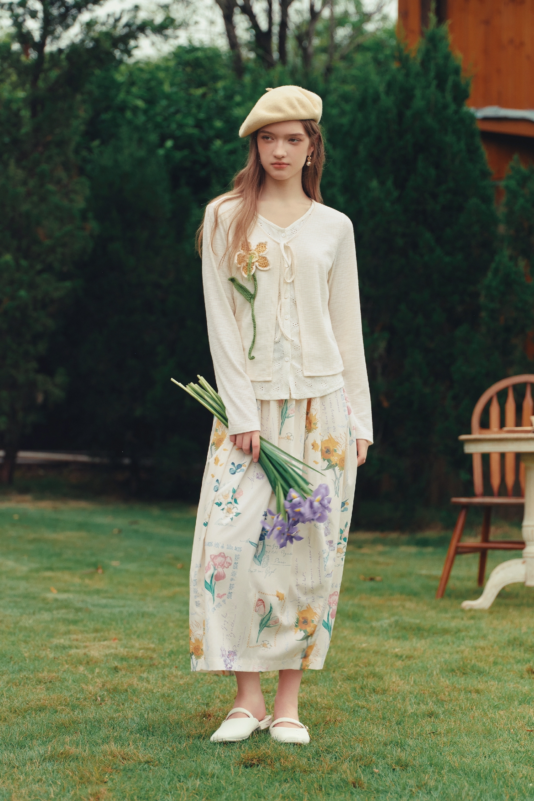 Floral‑embroidered Long‑sleeve Top-LYONSENS