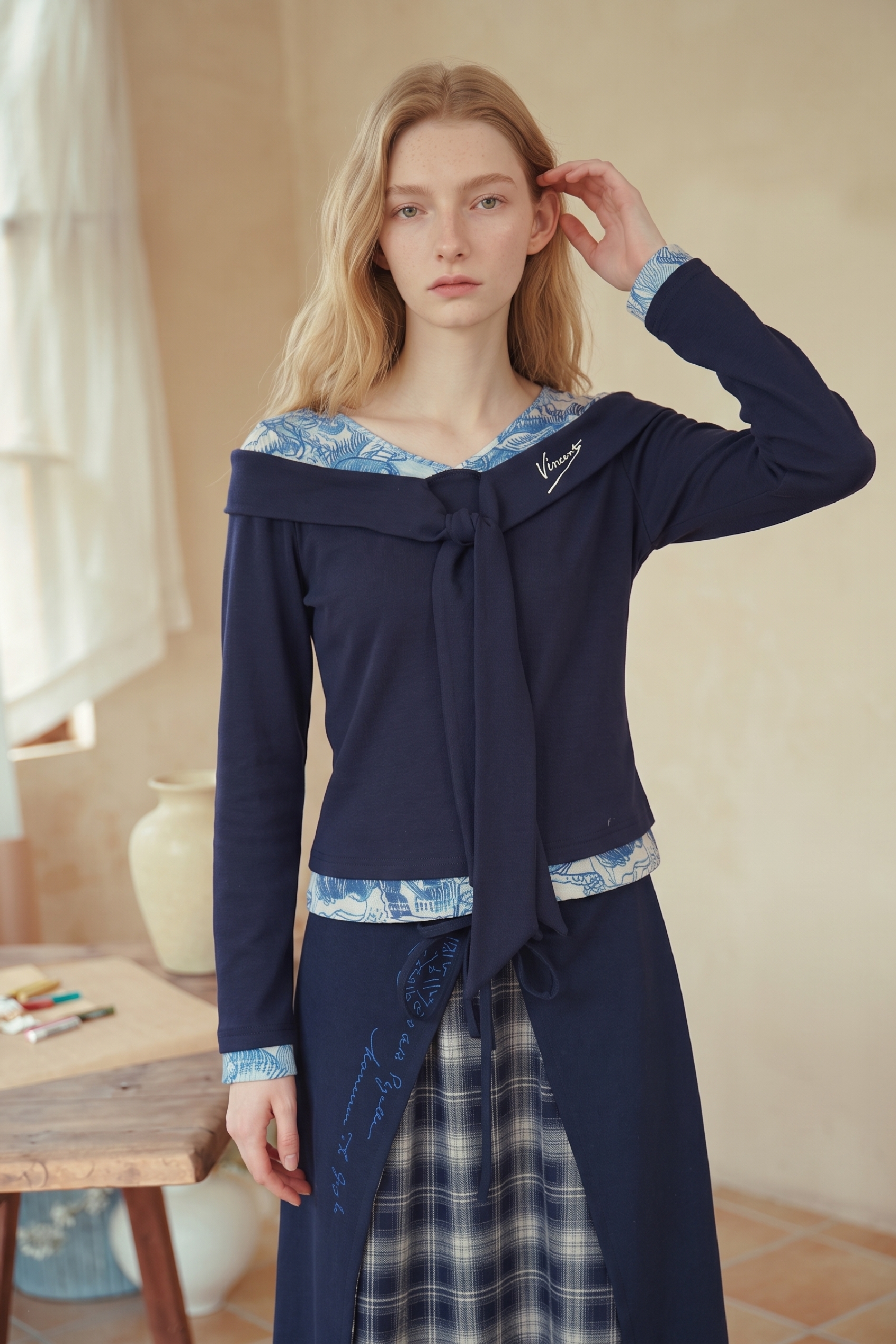 Long‑sleeve Top With Lace Splicing-LYONSENS