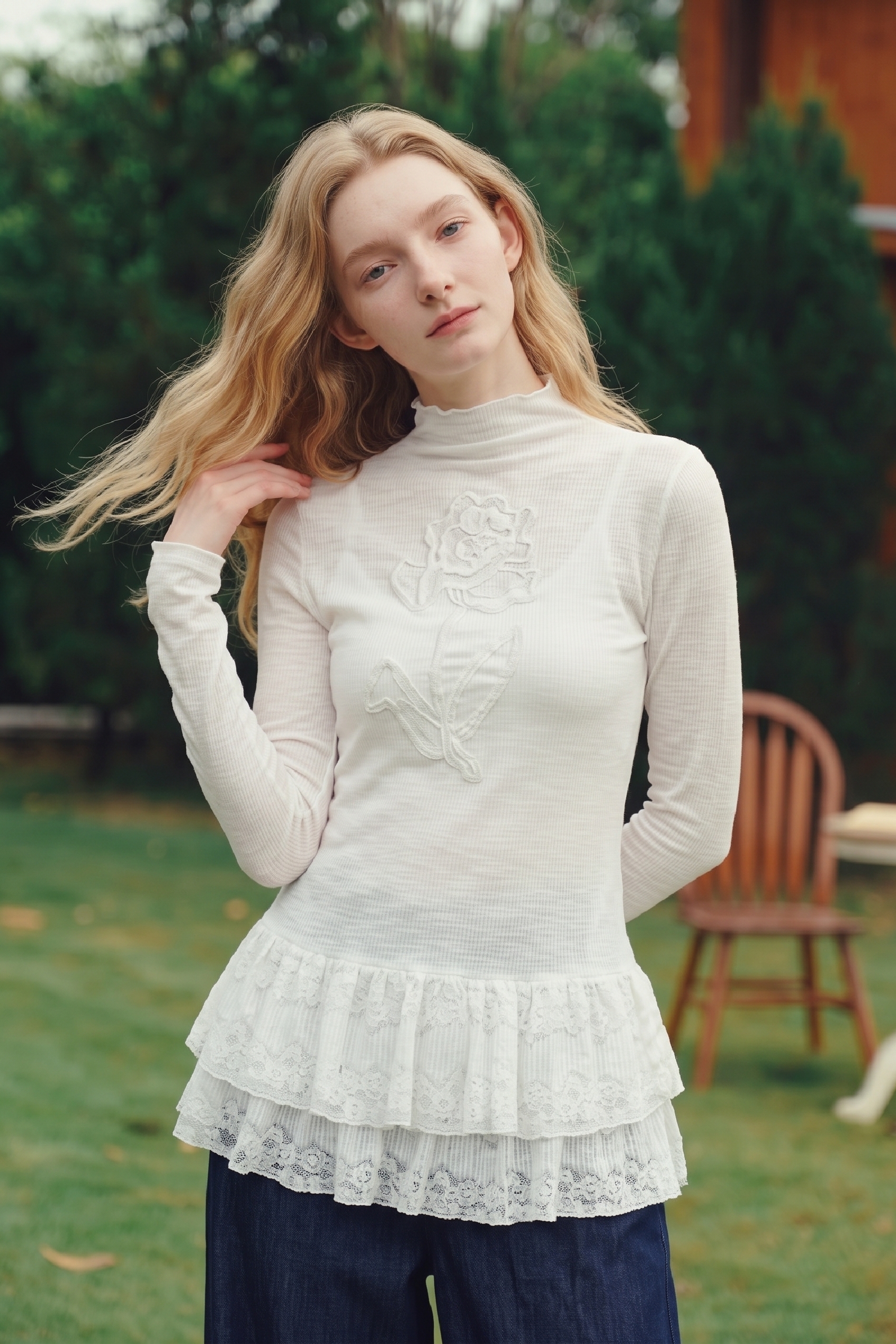 Embroidered Spliced Knit Sweater-LYONSENS