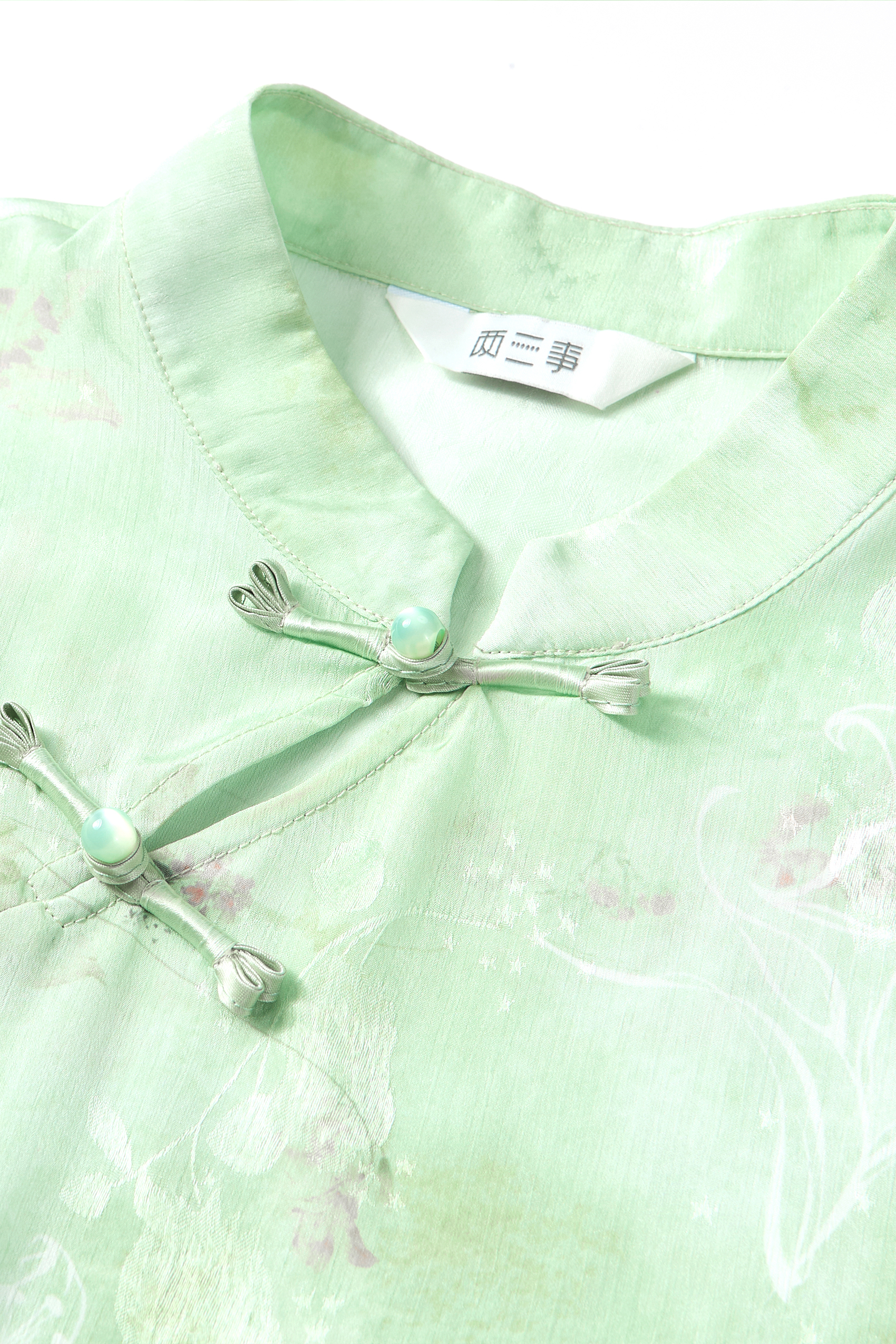 New Chinese Style Ruffled Shirt