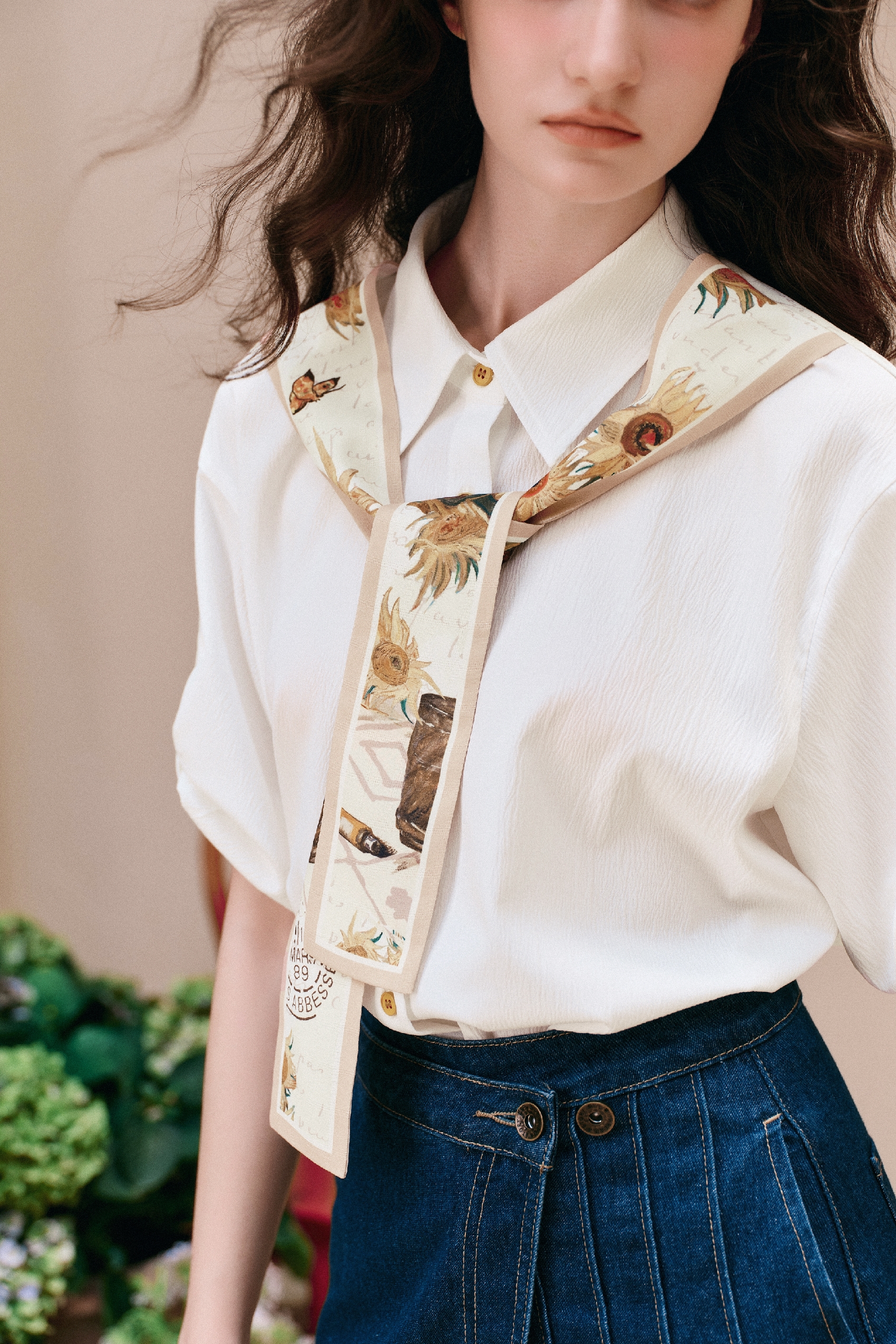 Waist-tucked Chiffon Shirt