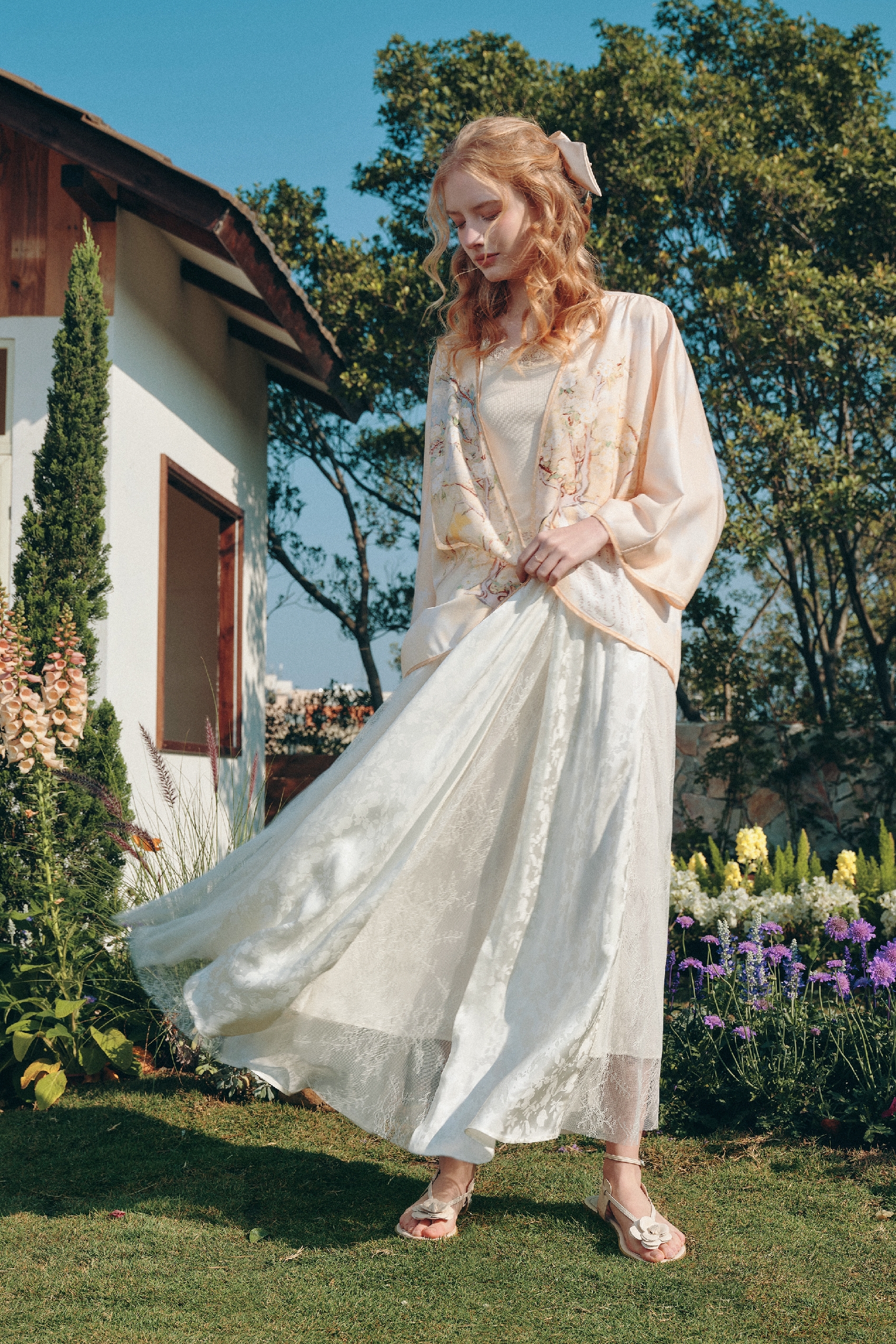 Lace High-Waisted Skirt
