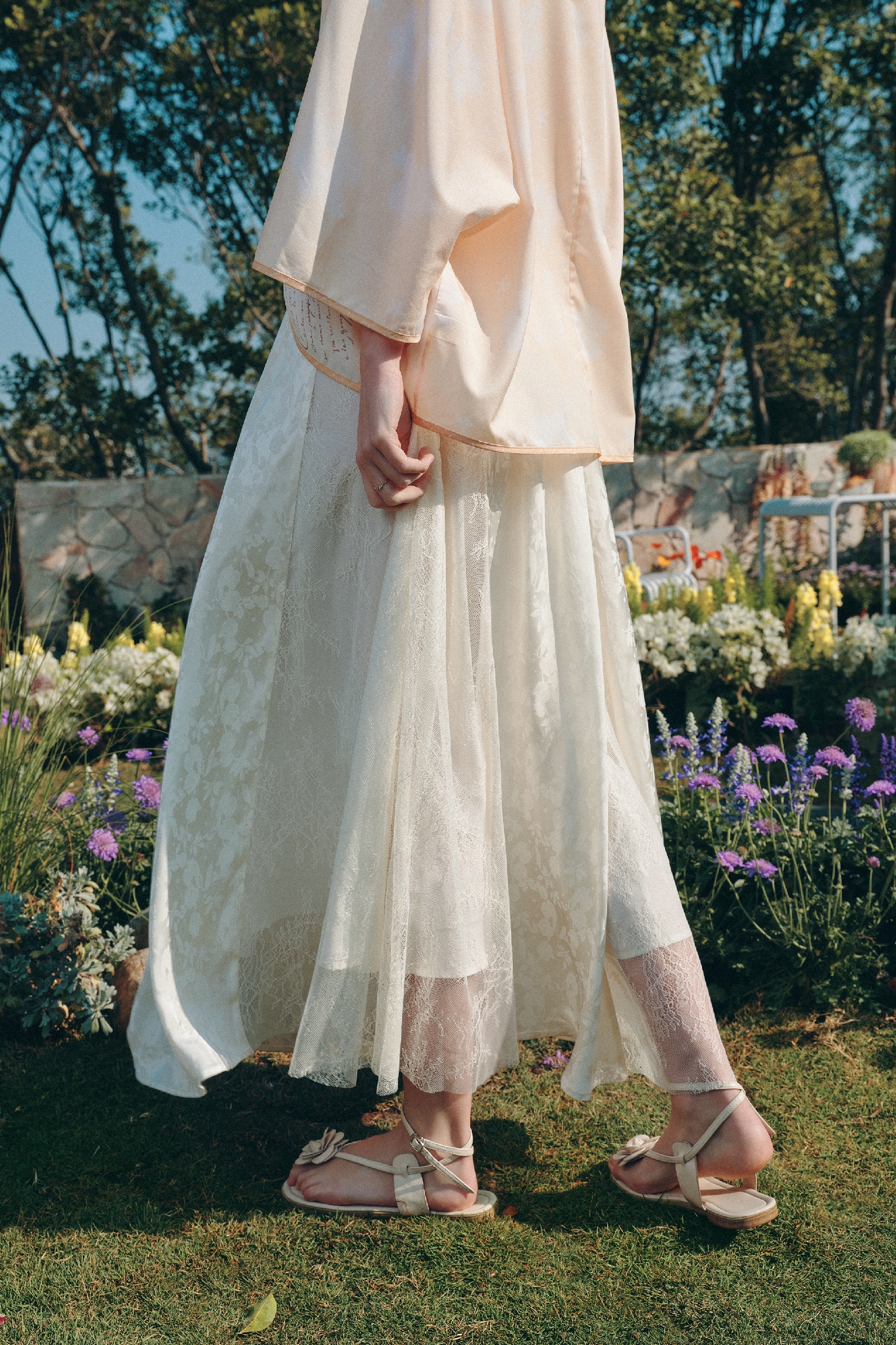 Lace High-Waisted Skirt