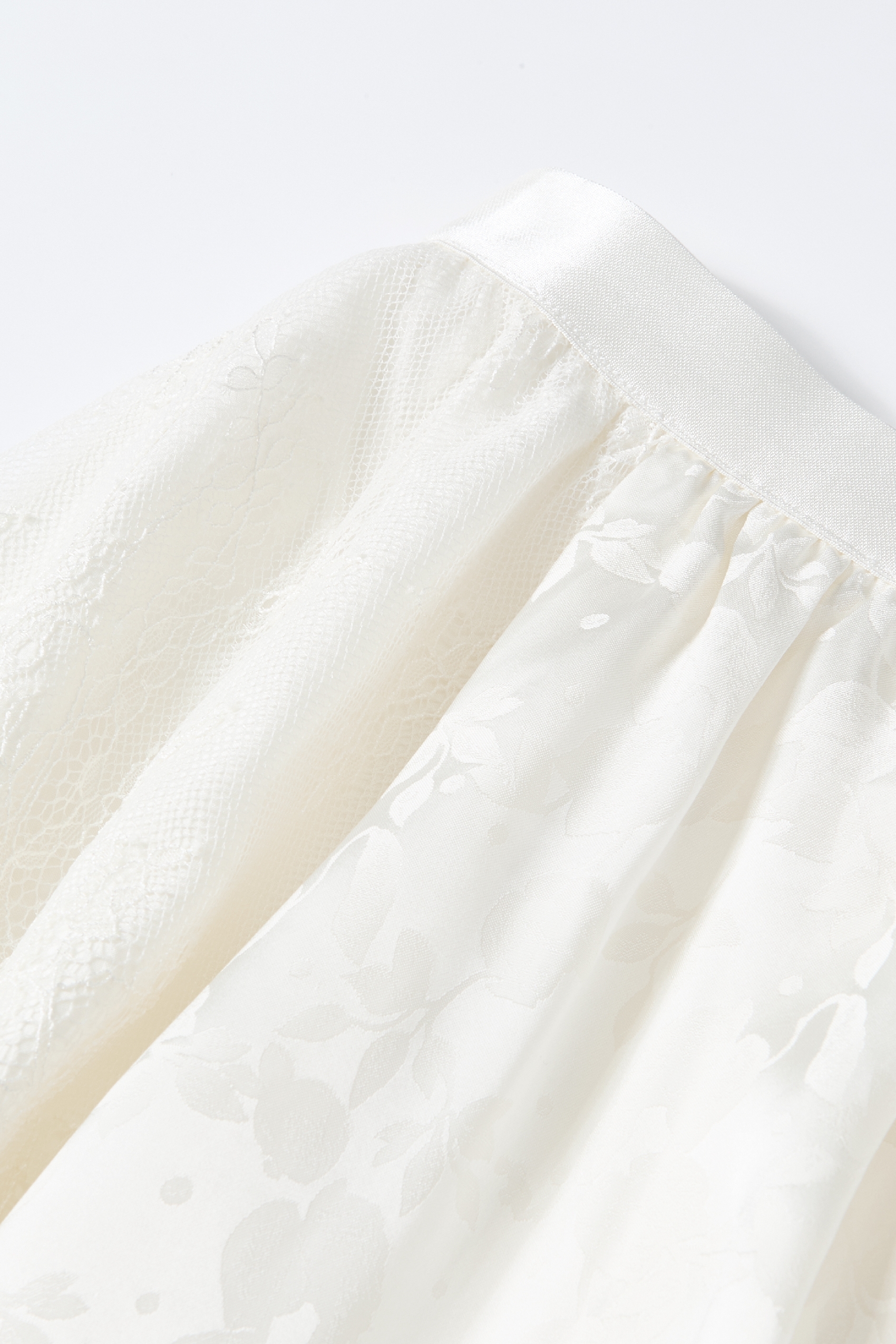 Lace High-Waisted Skirt