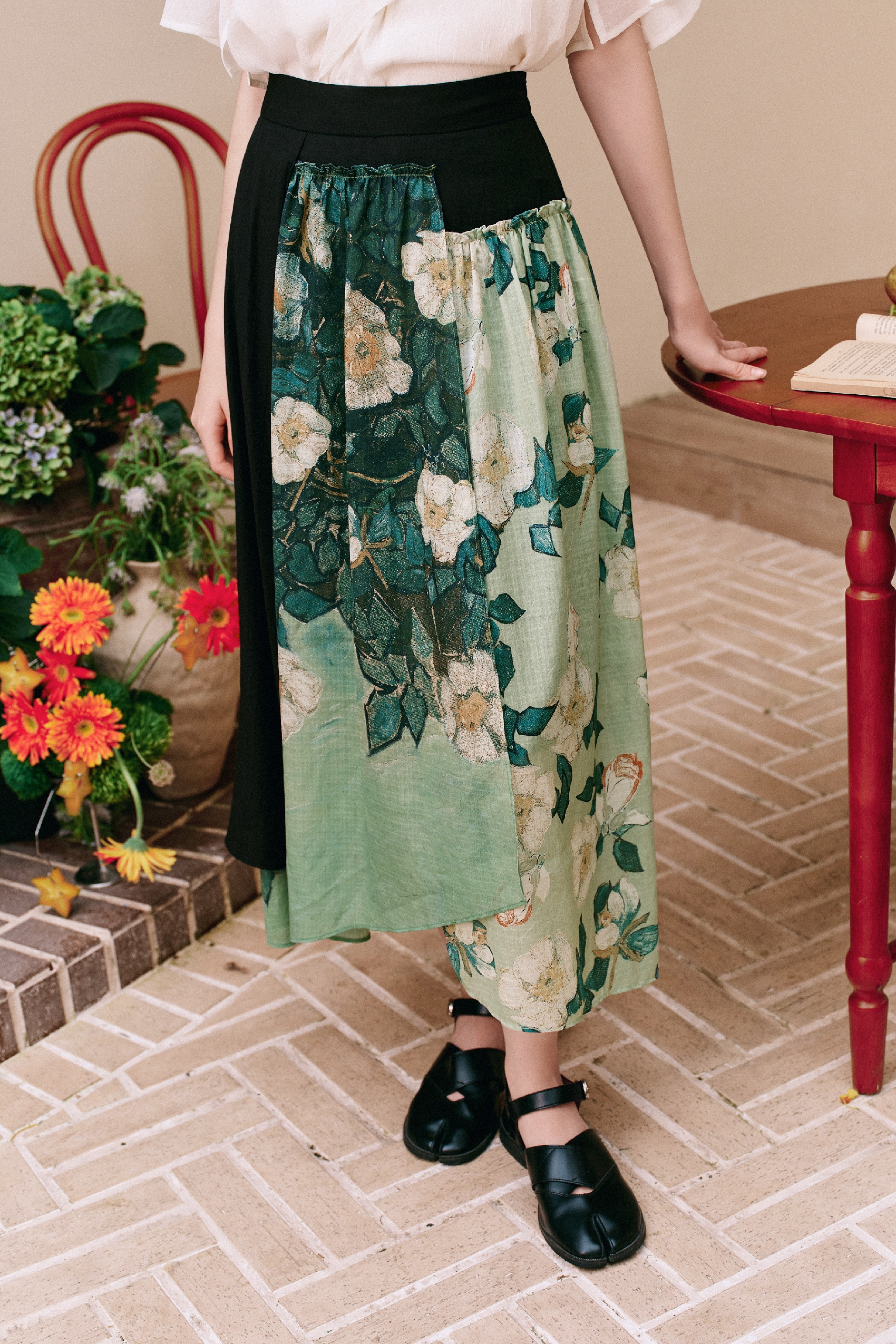 Versatile High-waisted Skirt