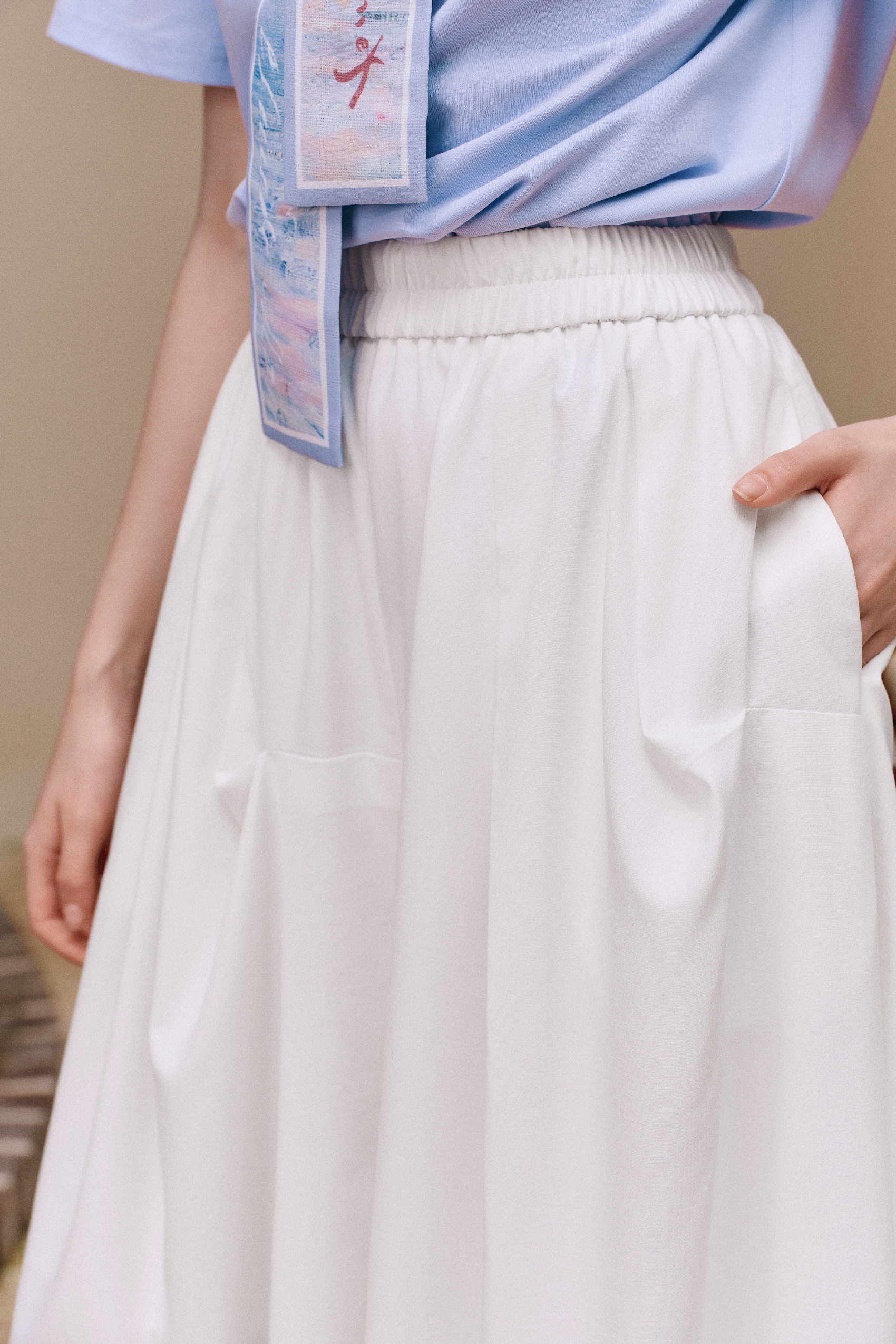 High-waisted Wide-leg Pants