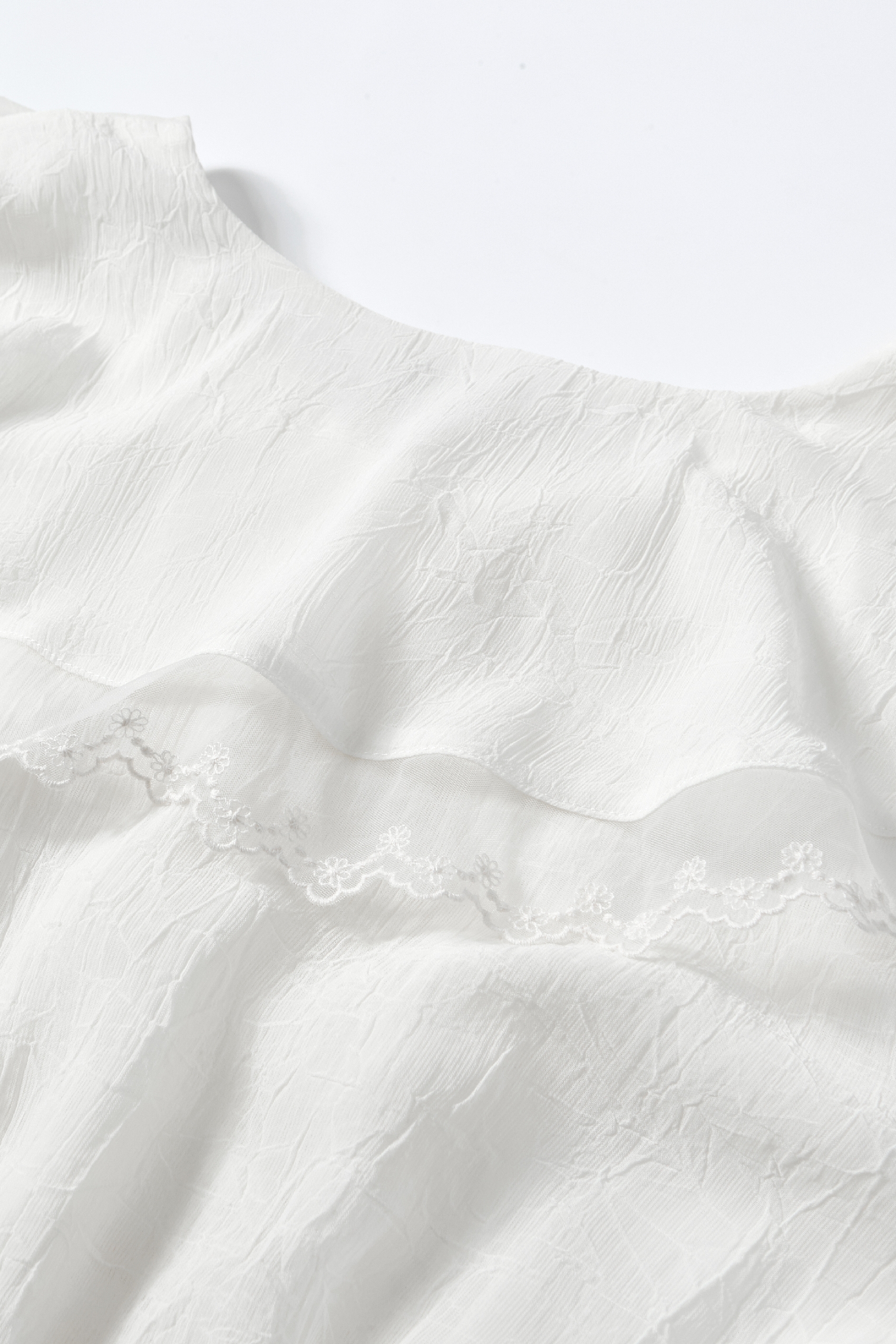 Lace Patchwork Chiffon Blouse