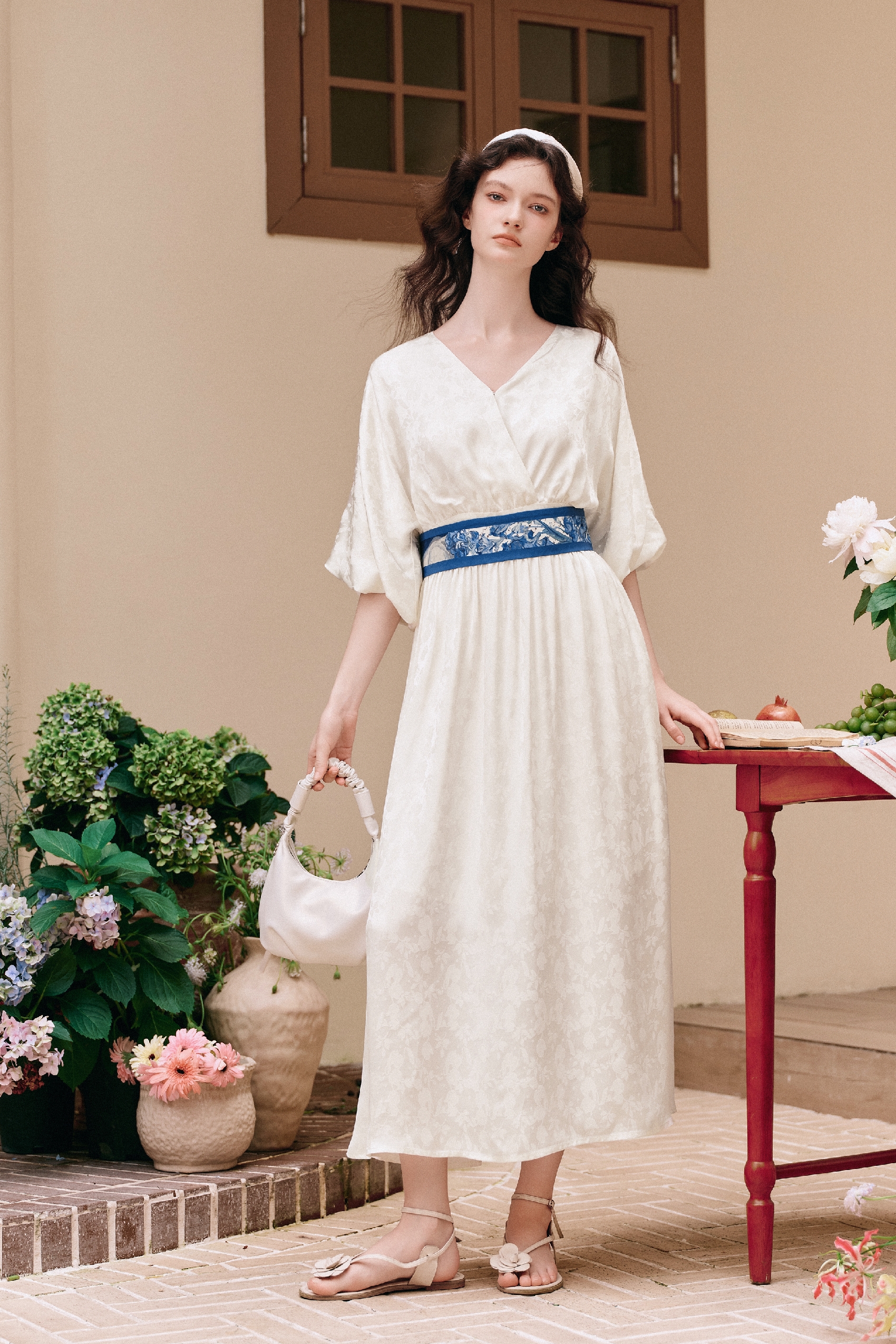 V-neck Waist-tied Dress