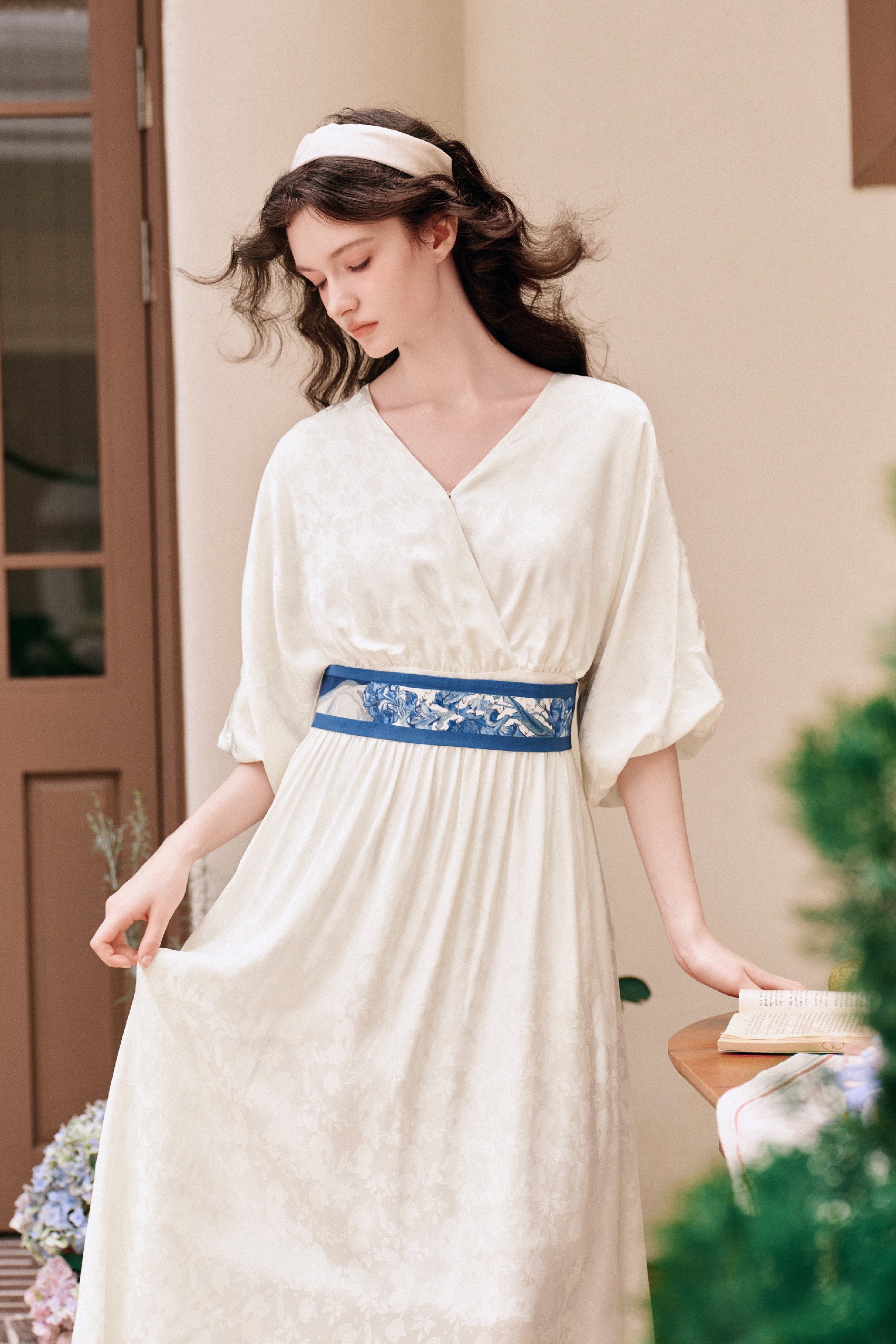 V-neck Waist-tied Dress