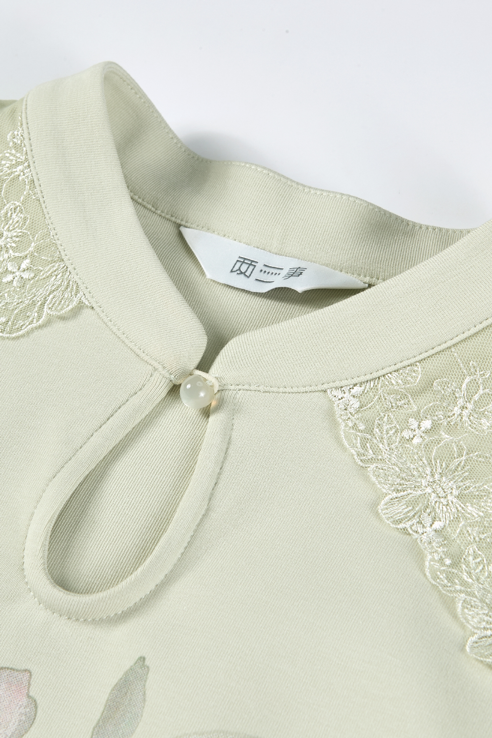 Lace Patchwork Printed T-Shirt