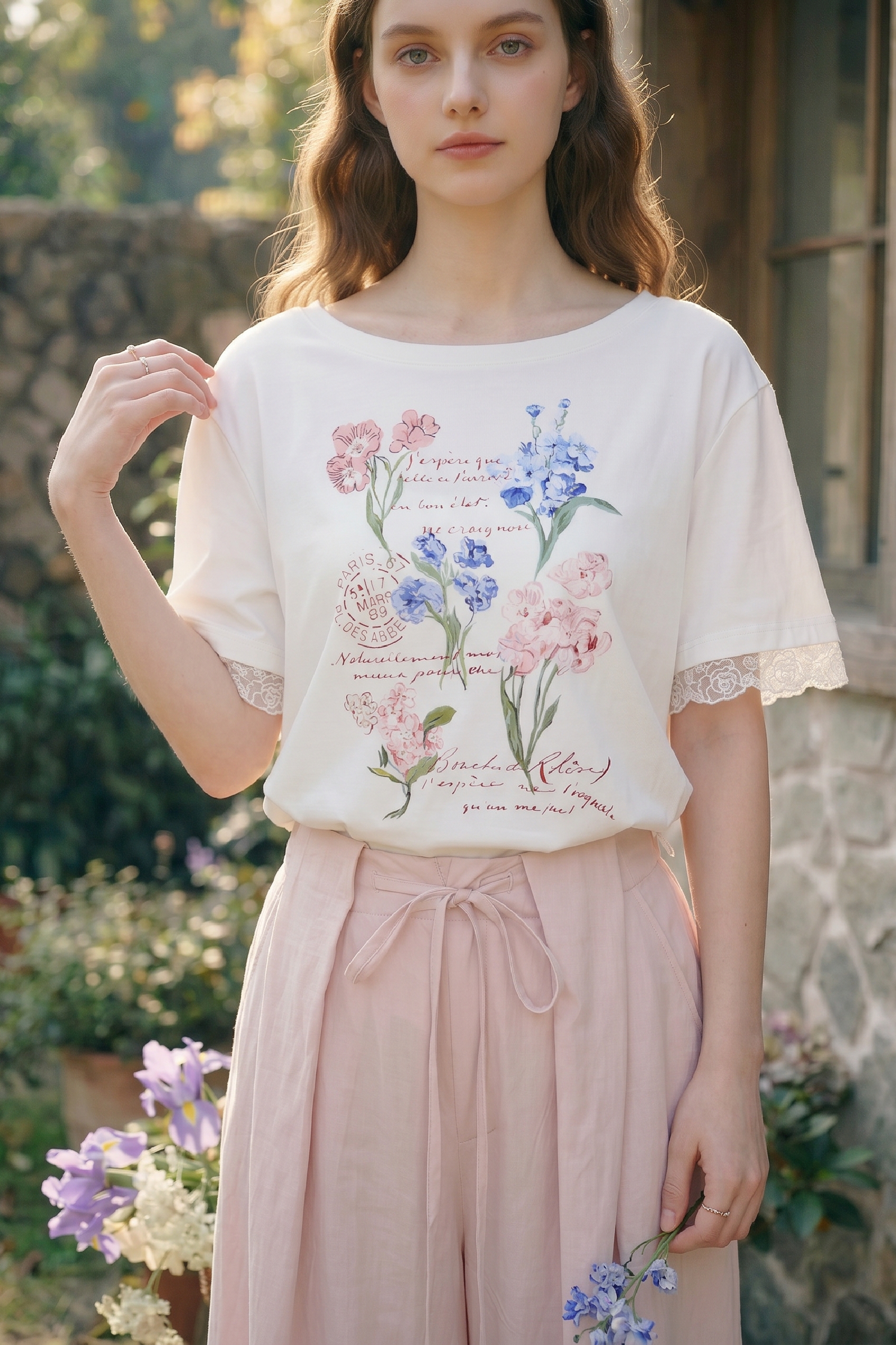 Floral Print Lace-trimmed Short-sleeve T-shirt