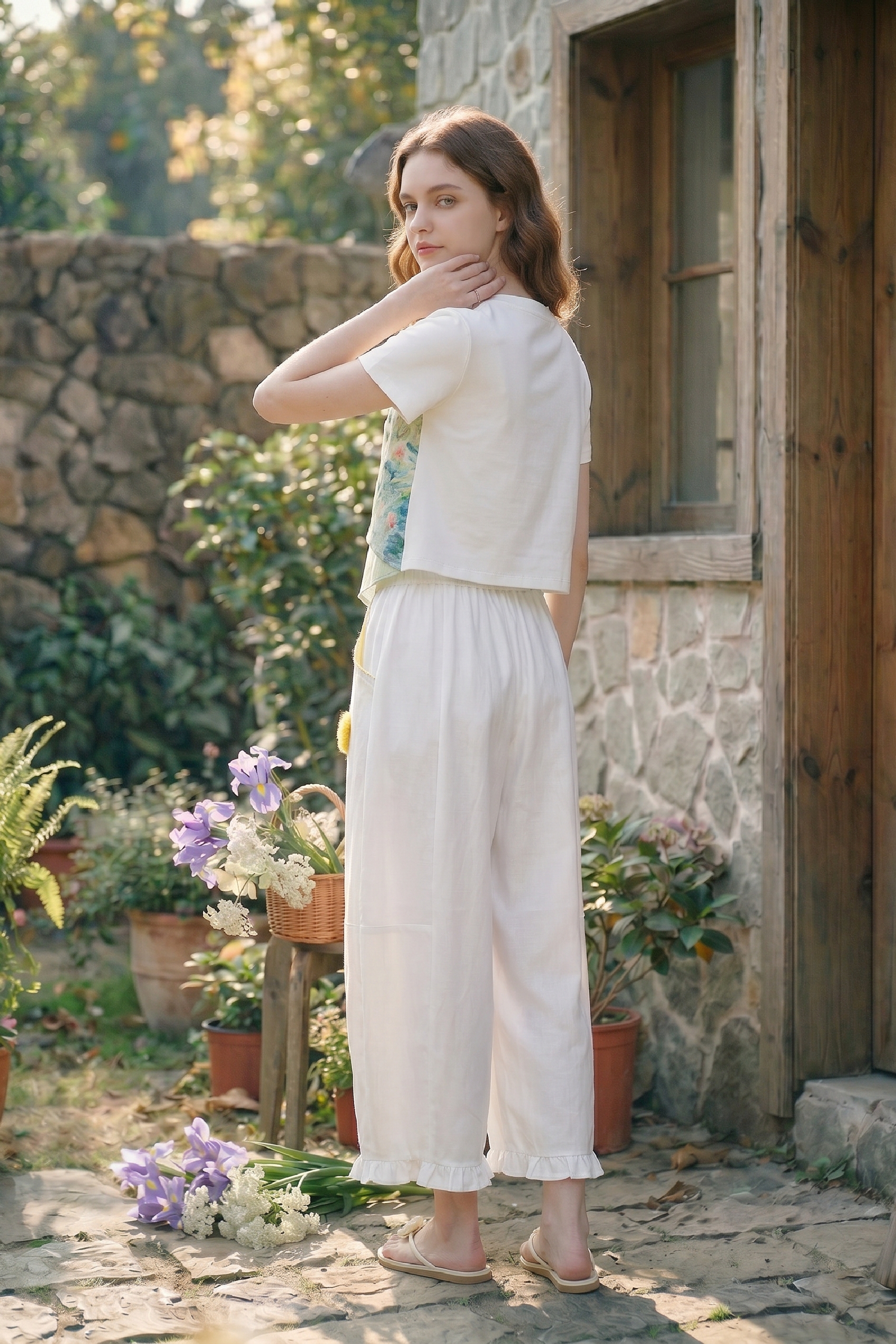 Asymmetrical Printed Statement Top-LYONSENS