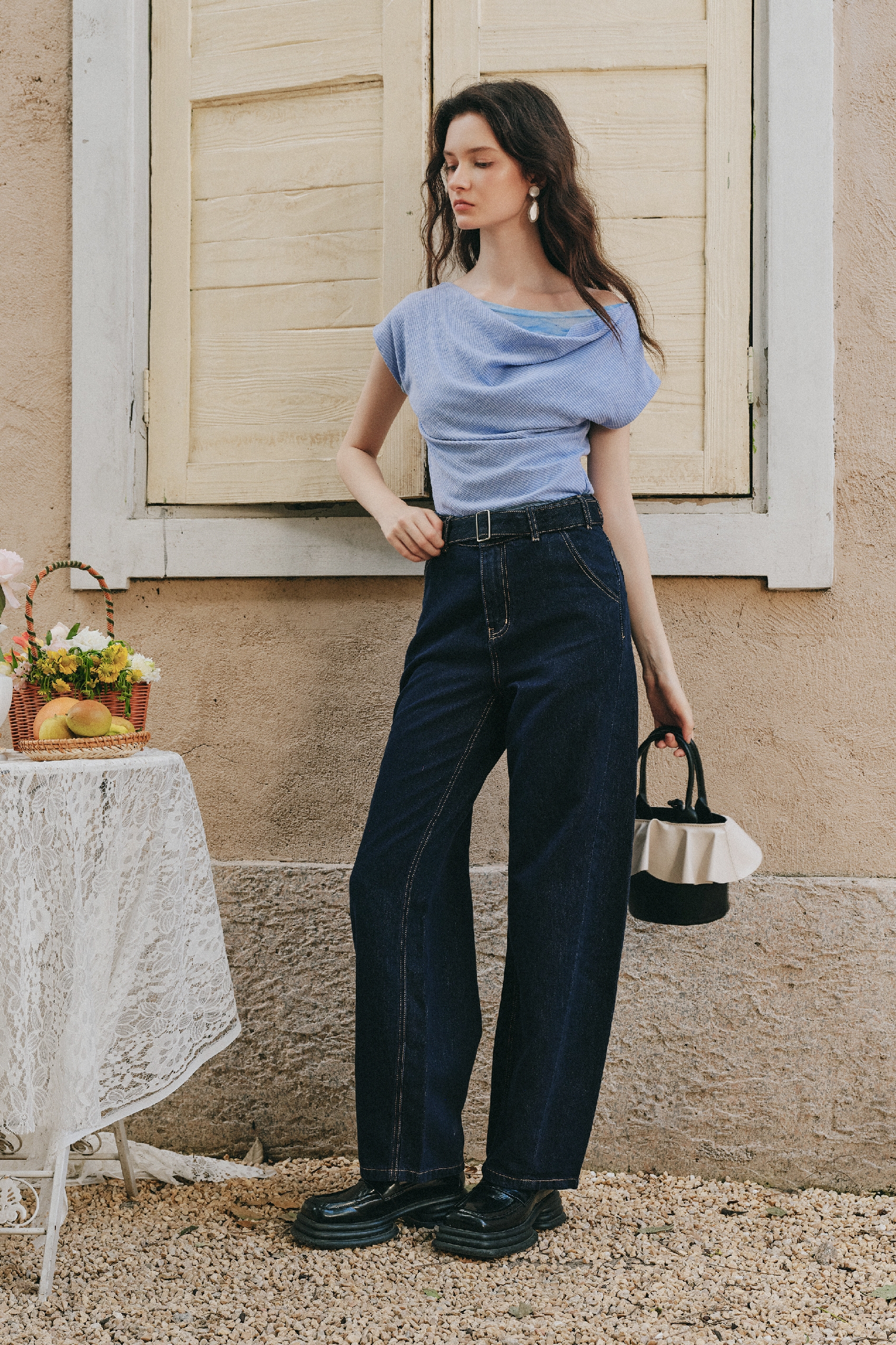 Waist Fitted Short Sleeve T-shirt