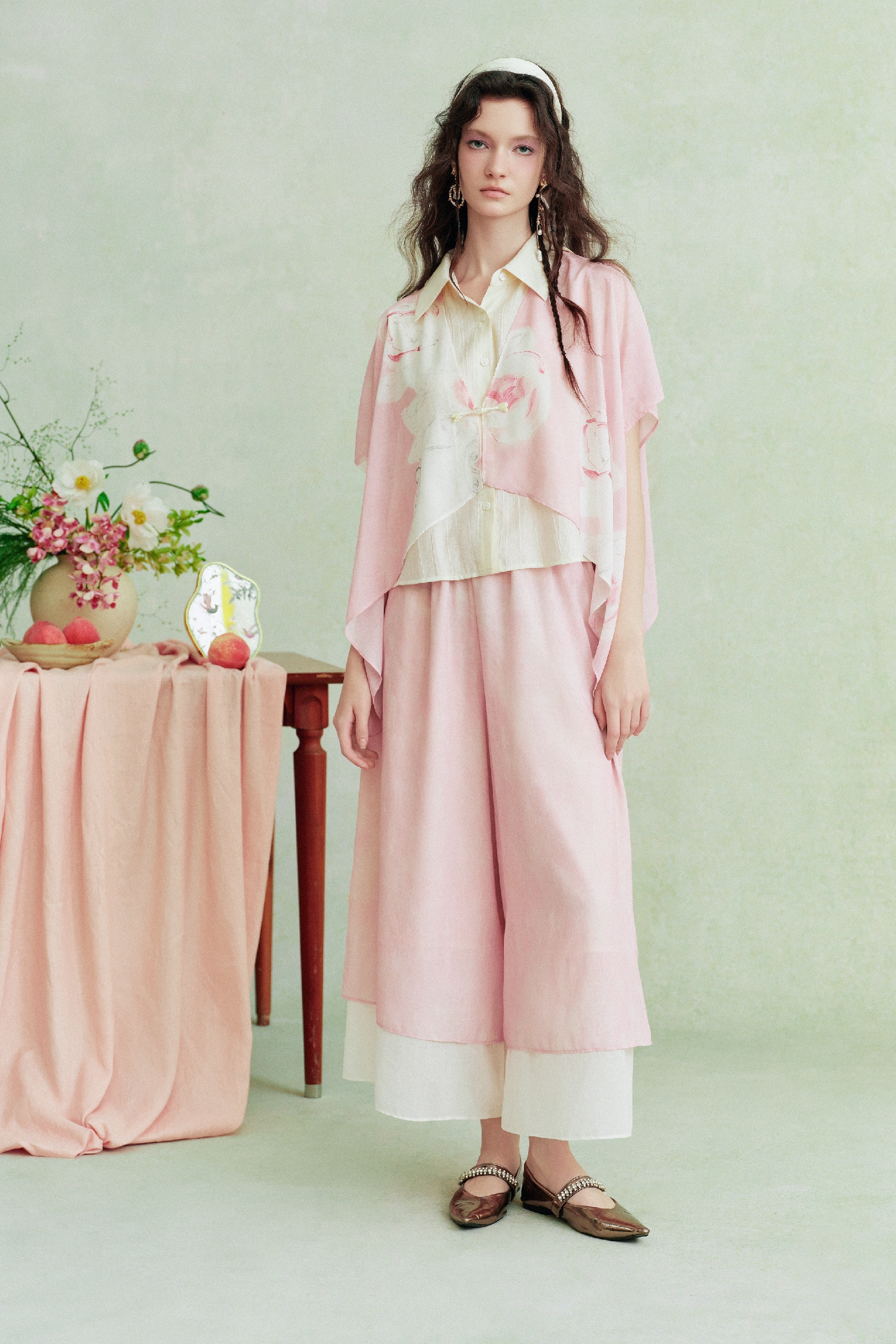 Printed Top and Pink Pants Set