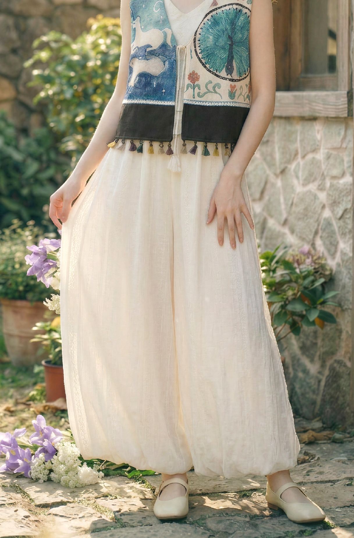 Minimal Loose Fit Pants