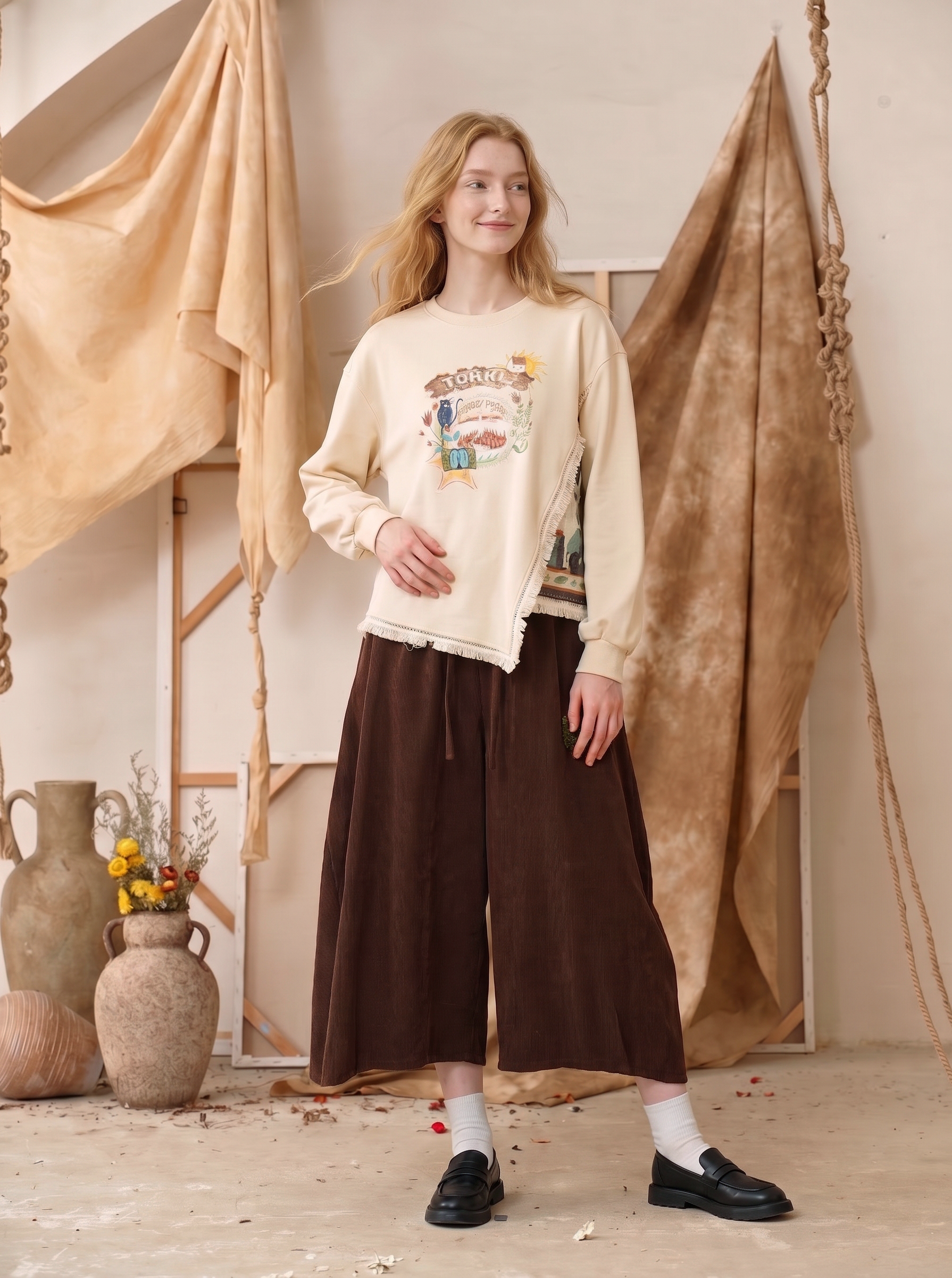 Cutout Printed Patchwork Cropped Sweatshirt-LYONSENS