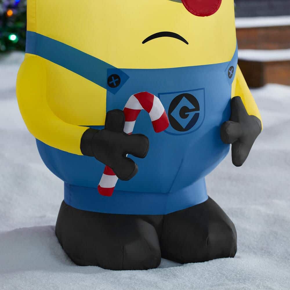 3.5 ft LED Stuart Unamused in Holiday Costume